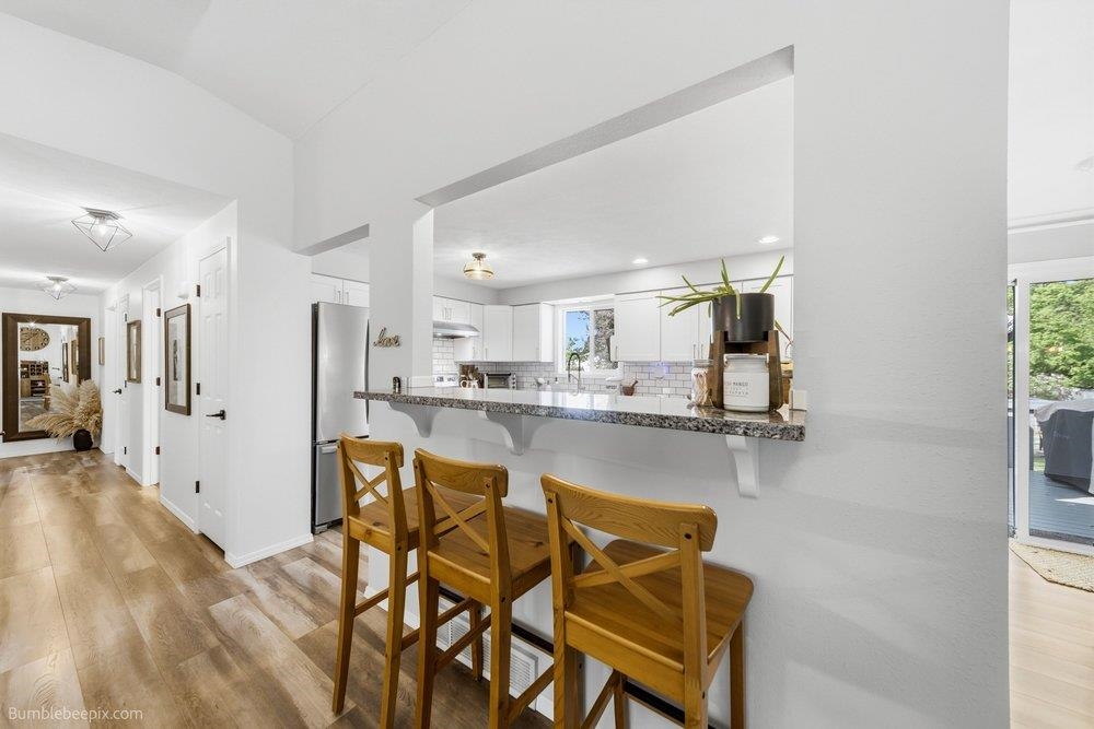 2111 E 63rd Ave - Photo 6