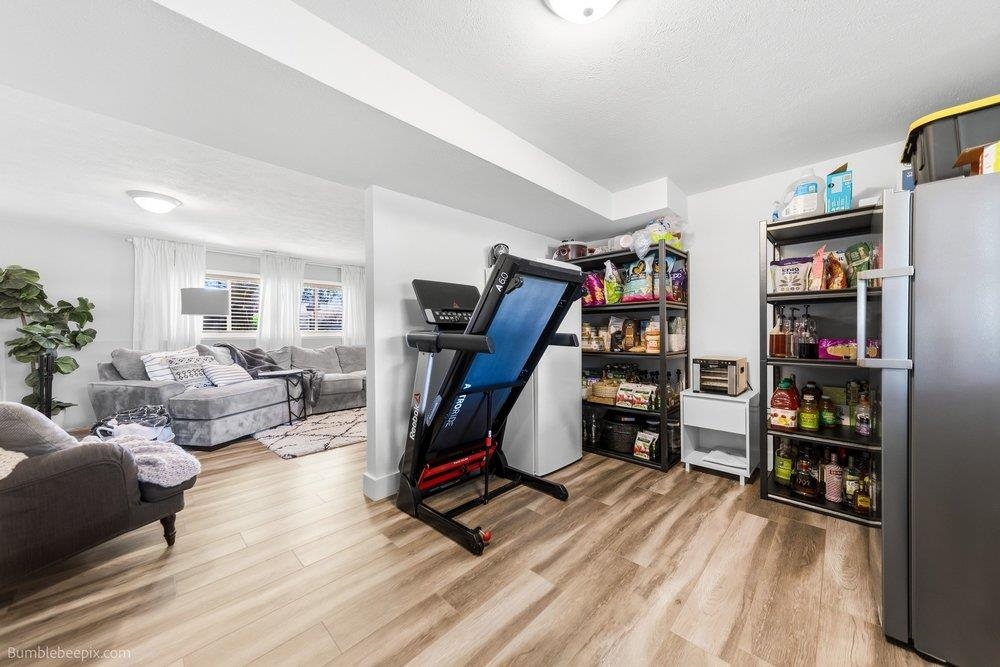 2111 E 63rd Ave - Photo 21