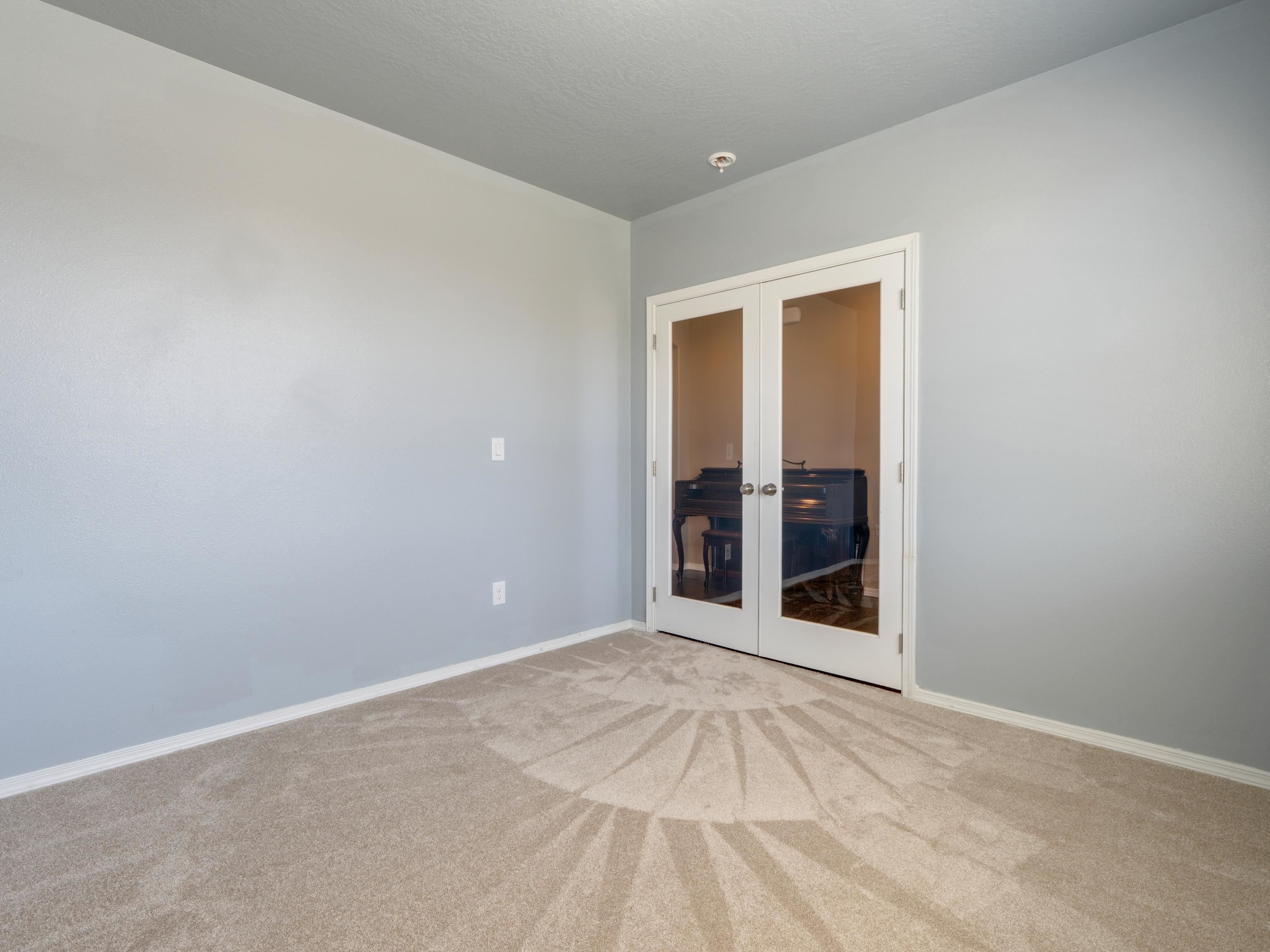 671 Condor Dr - Photo 8