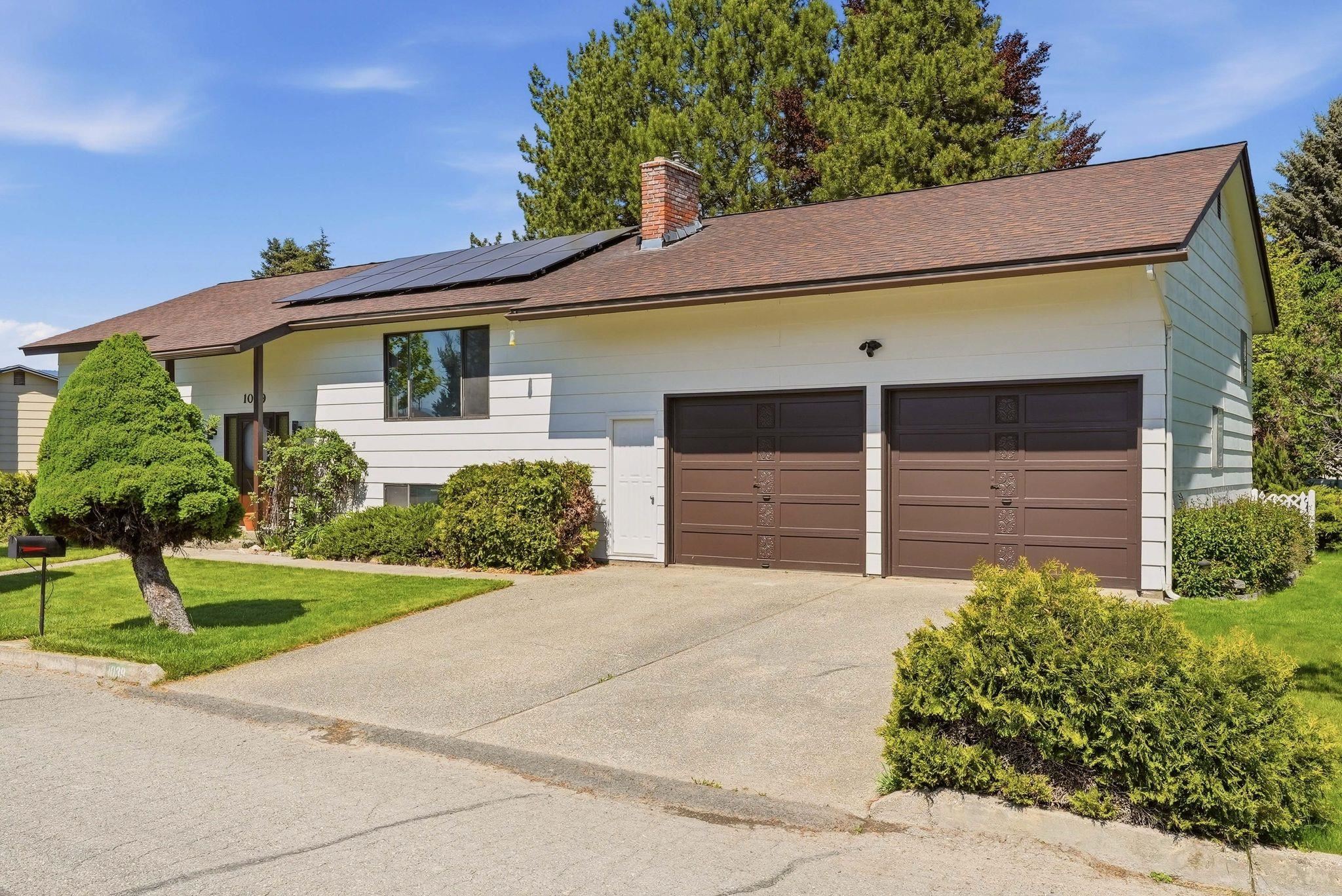 1039 SE Olympic Way - Photo 3