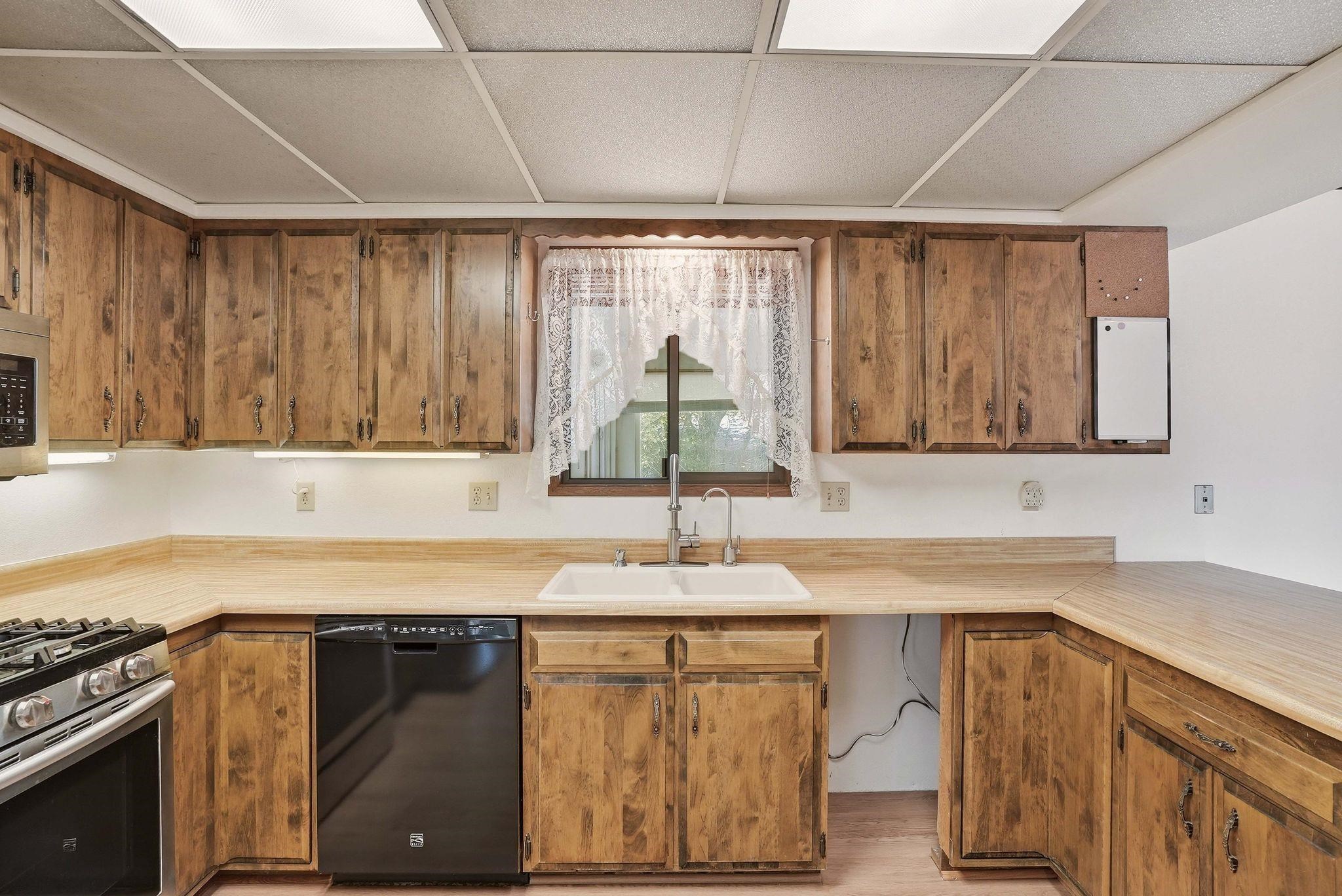 1039 SE Olympic Way - Photo 16