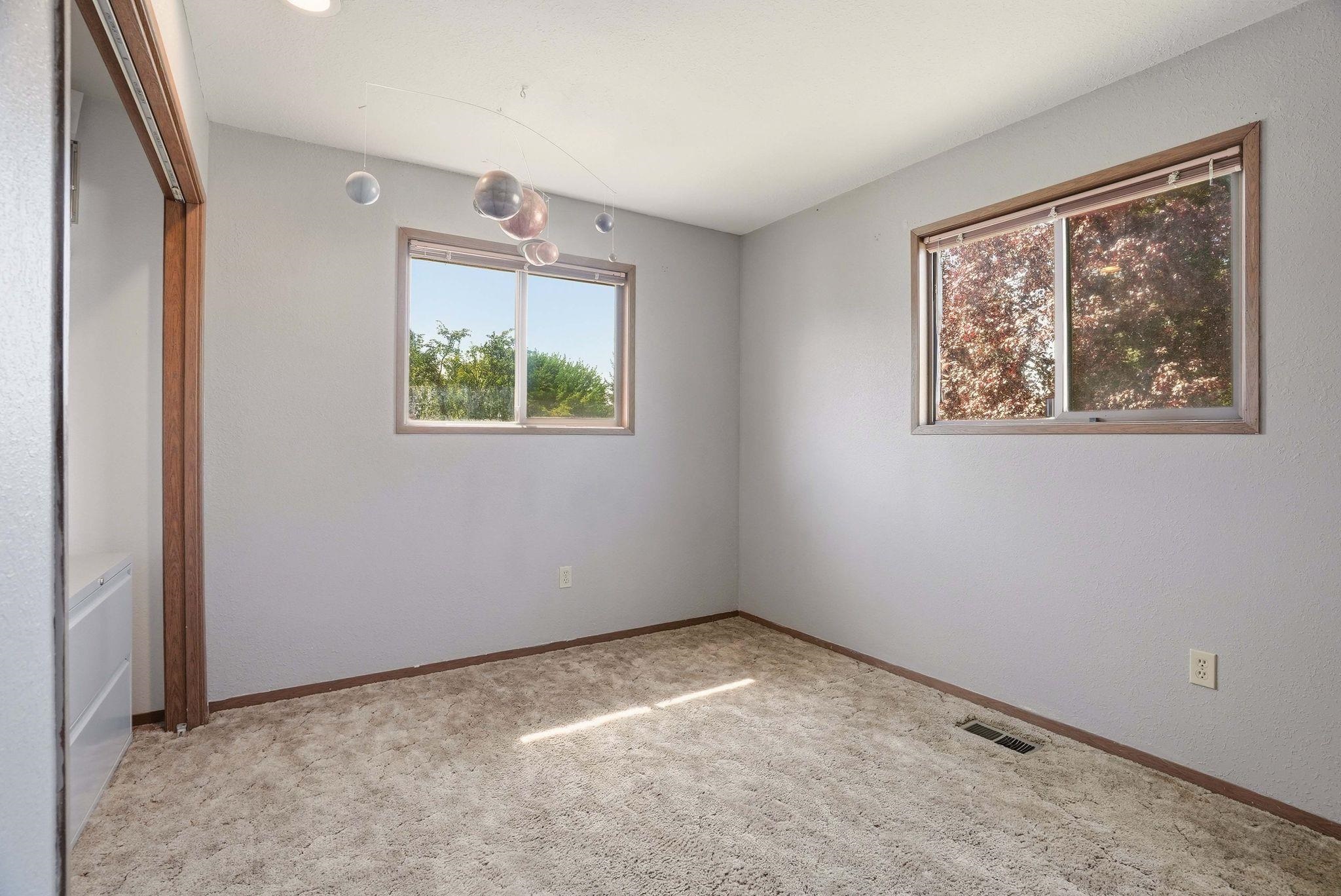 1039 SE Olympic Way - Photo 23