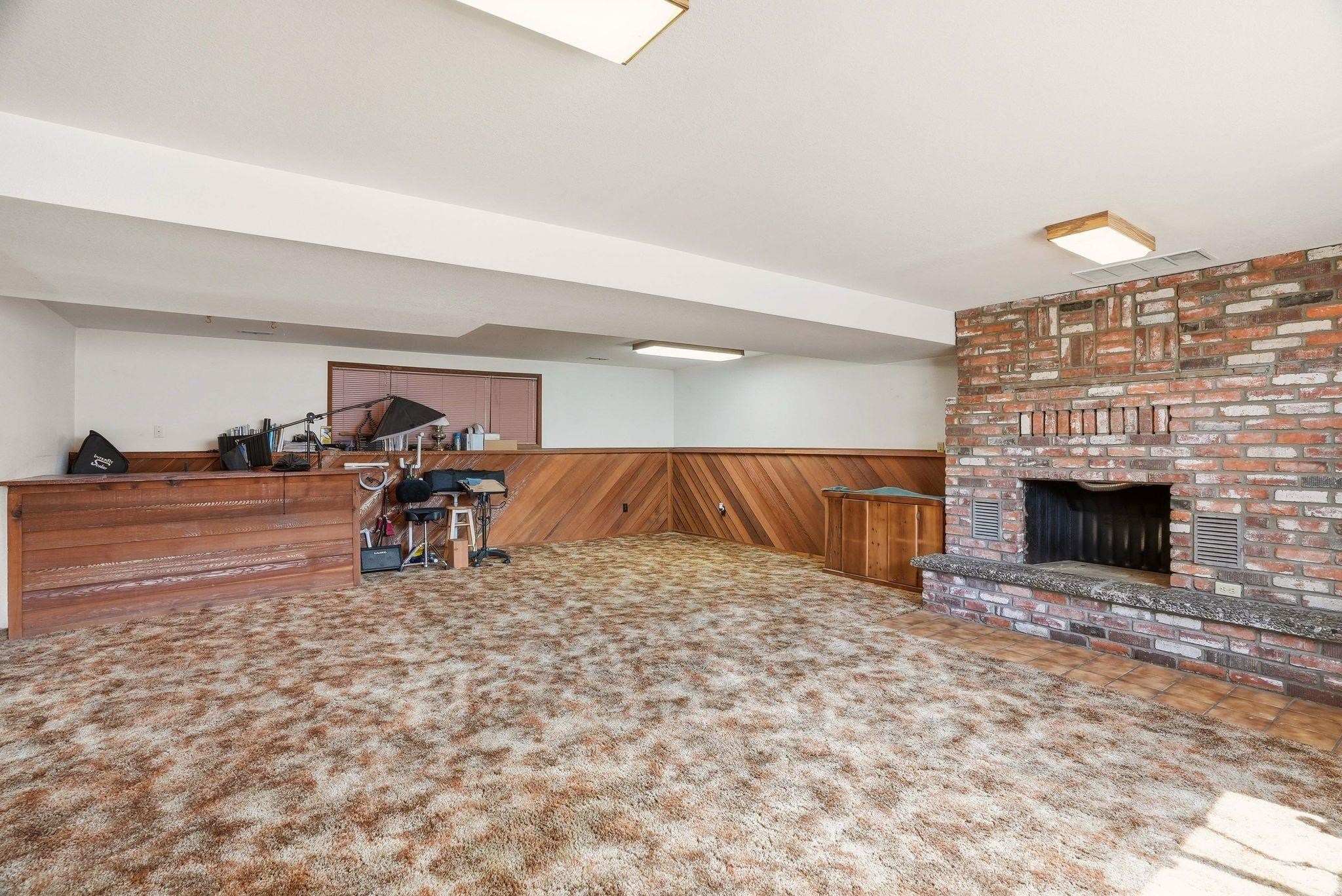 1039 SE Olympic Way - Photo 30