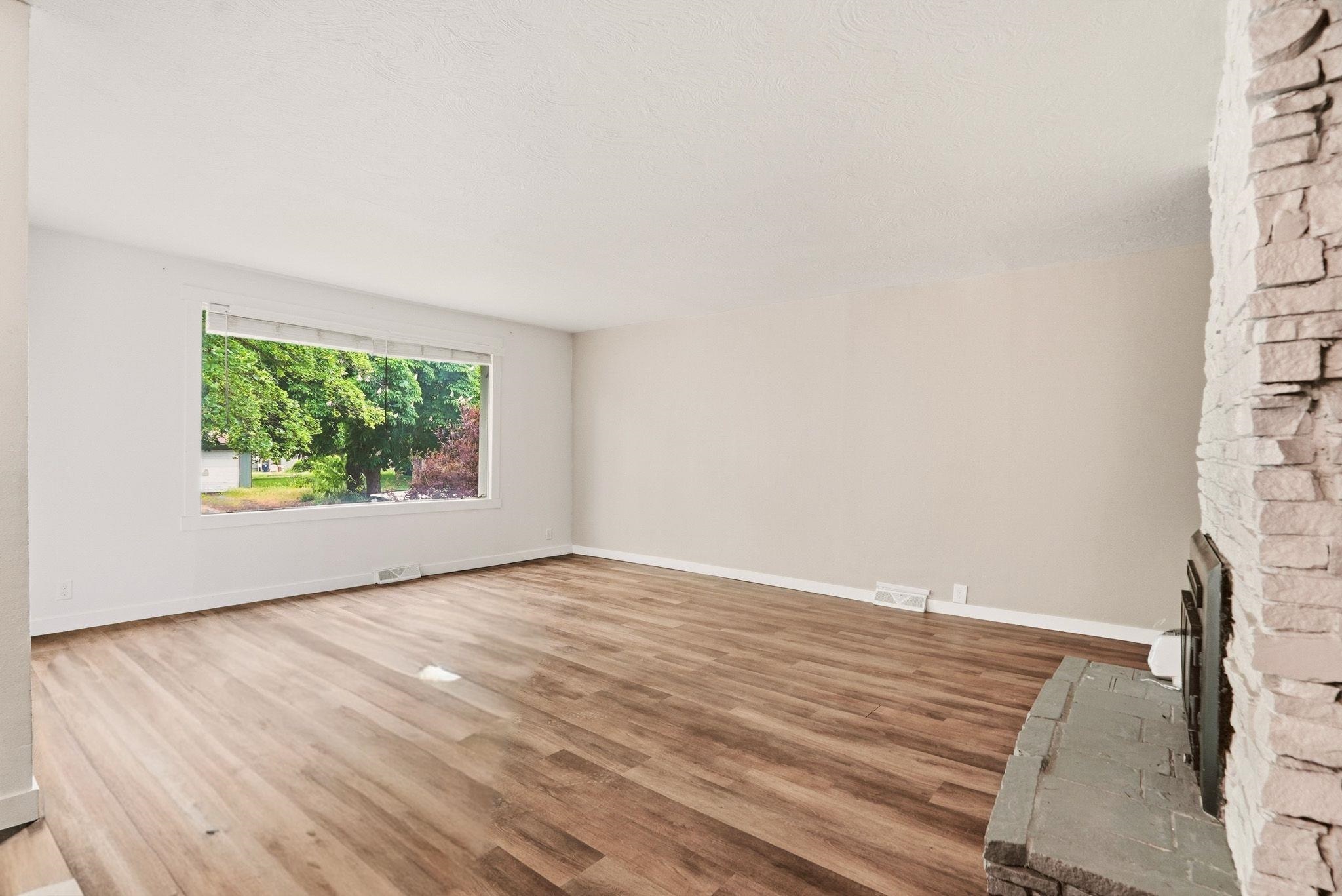 947 E Ermina Ave - Photo 14