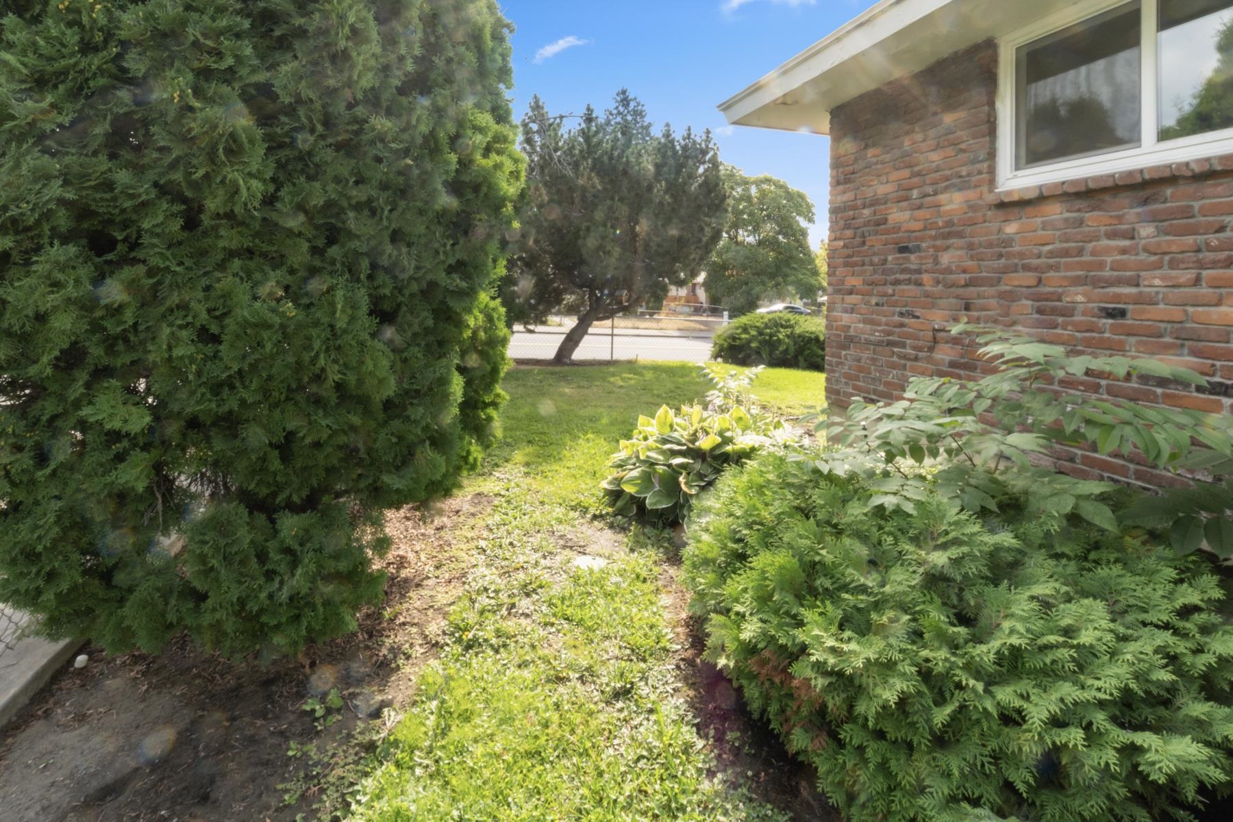 805 W Alice Ave - Photo 9