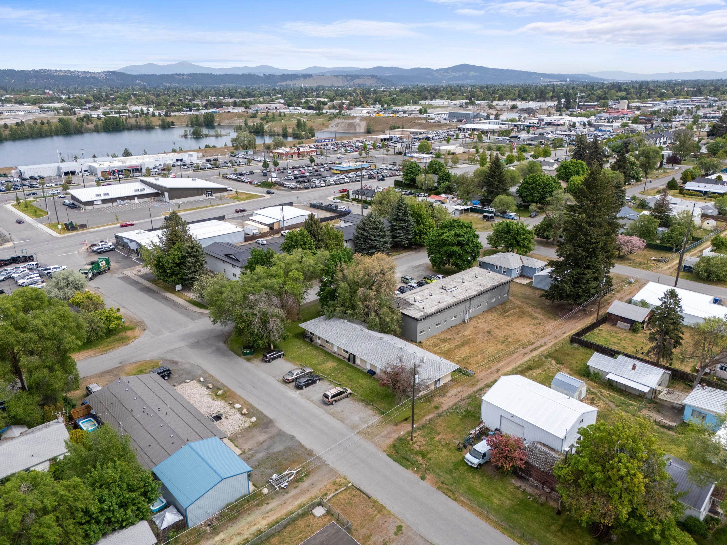 205 S Elizabeth Rd - Photo 32