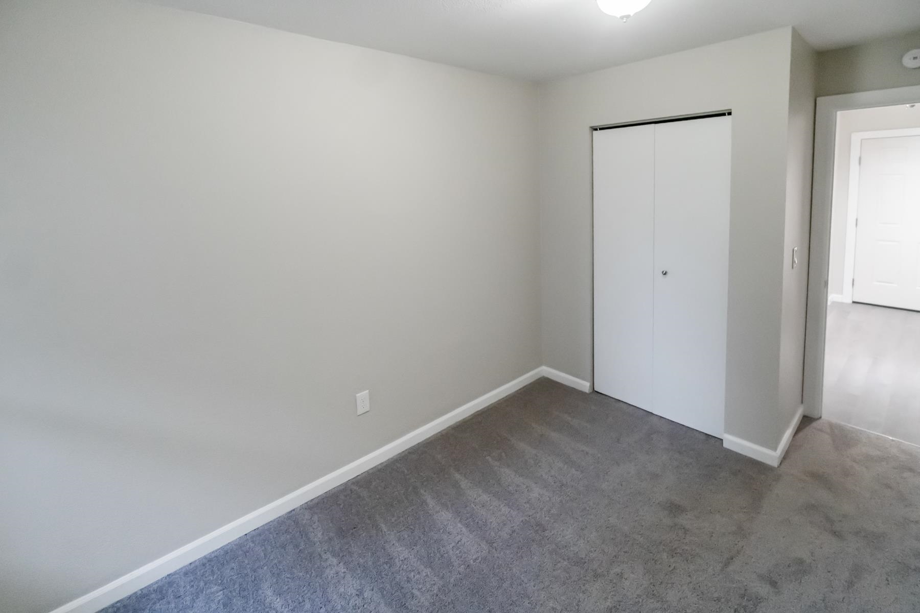 205 S Elizabeth Rd - Photo 18