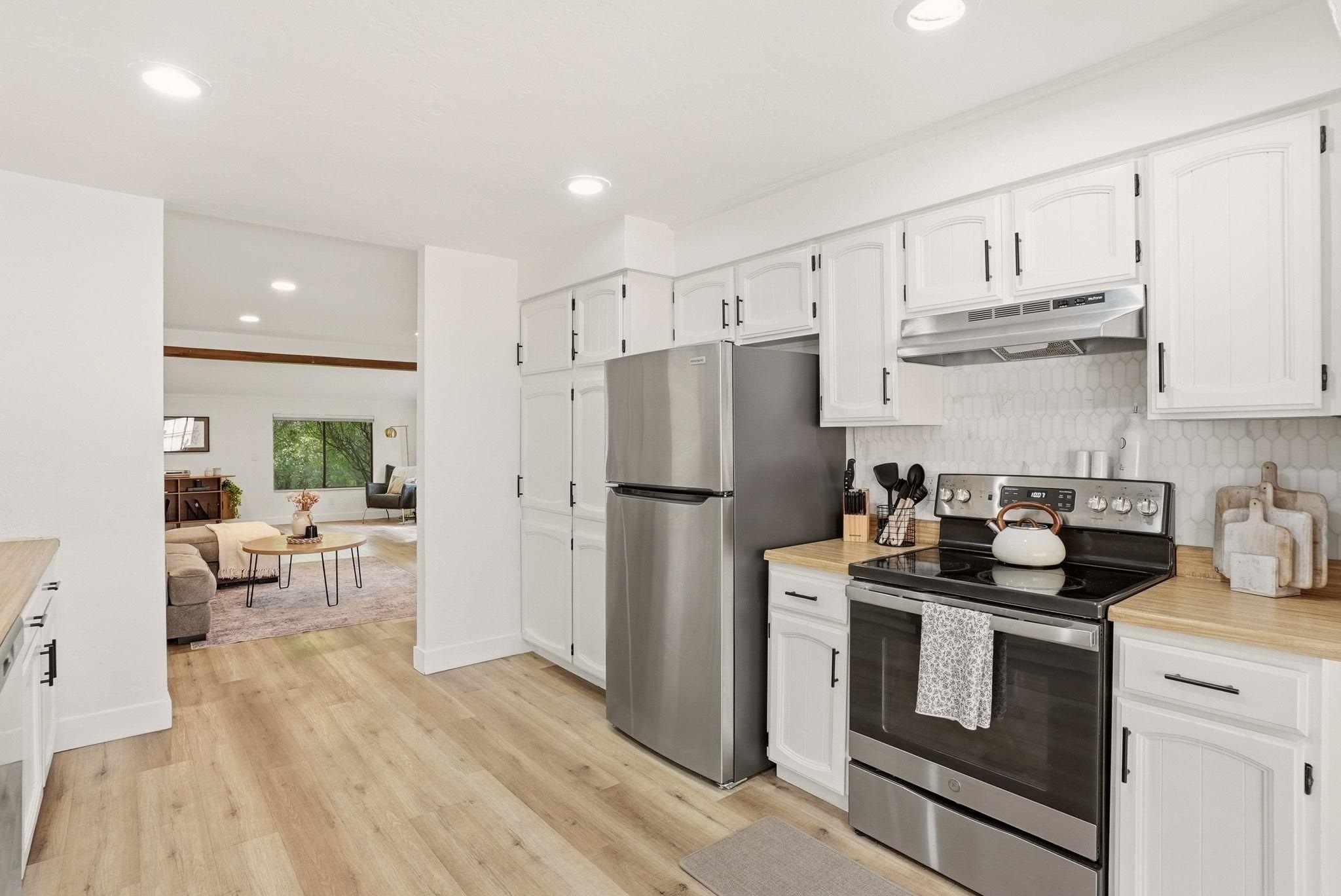 1414 S Colby Ave - Photo 12