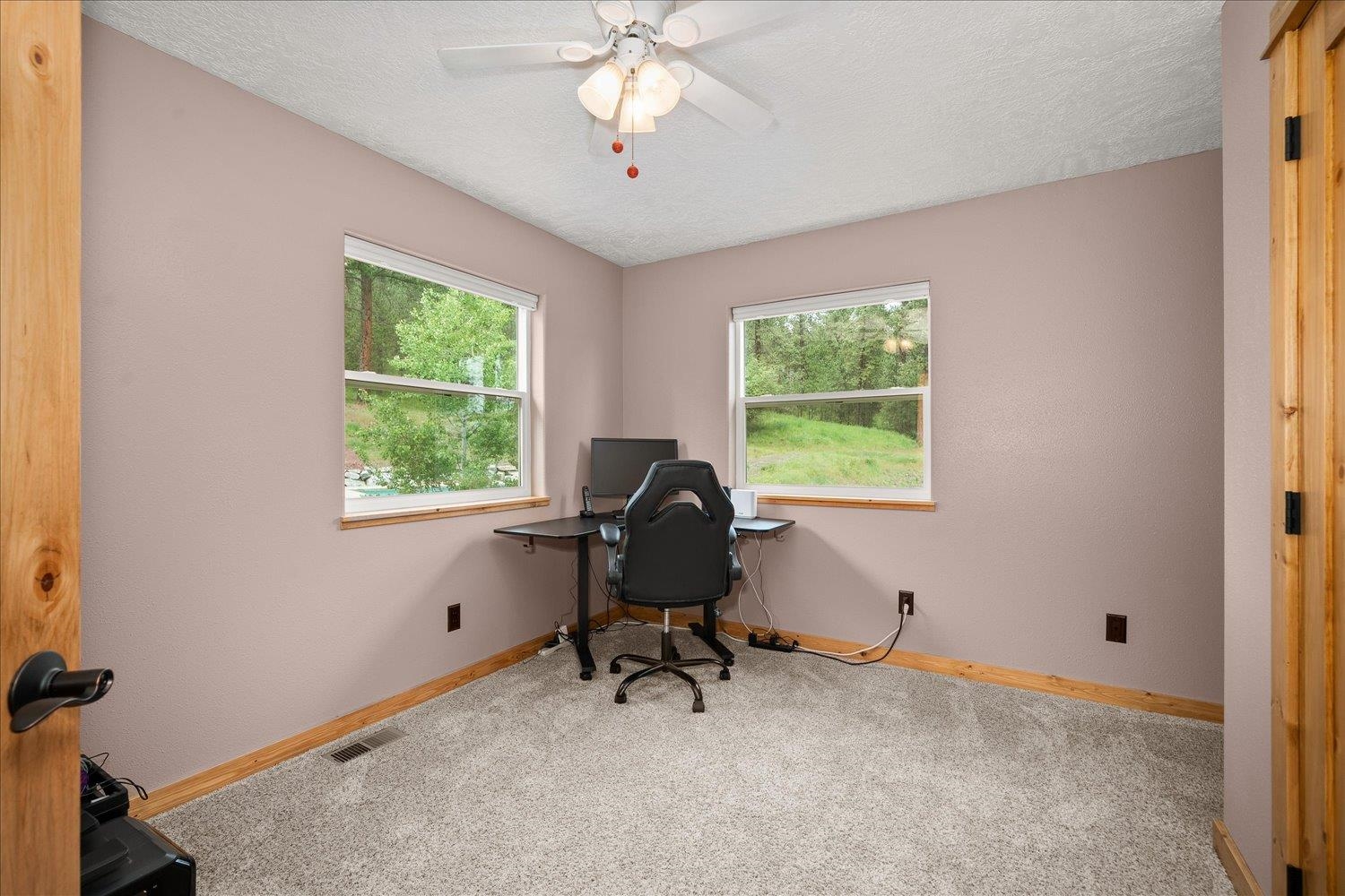 12421 E Mt Spokane Park Dr - Photo 22
