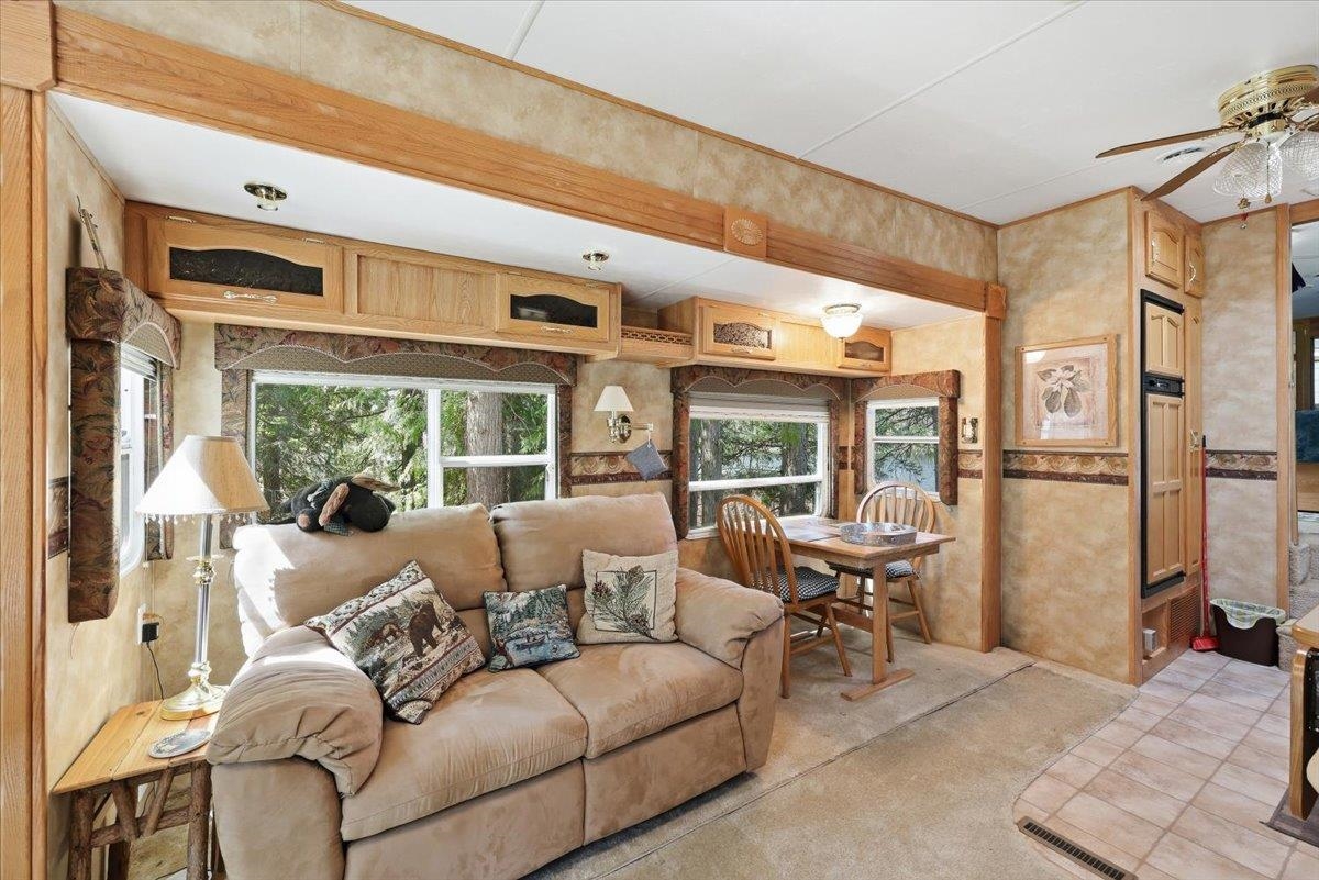 412 Cedar Dr - Photo 7