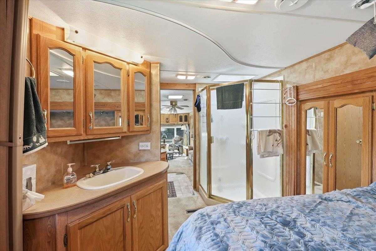 412 Cedar Dr - Photo 8