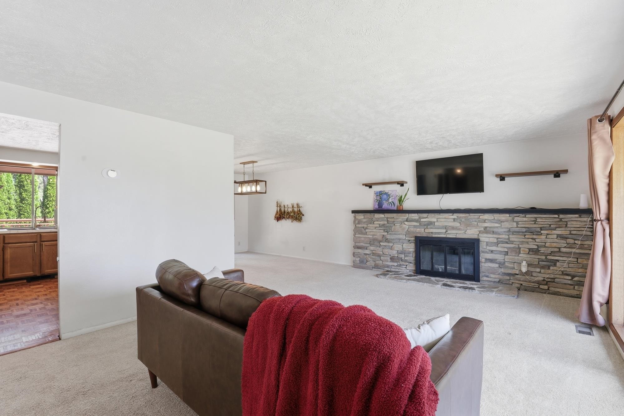 10921 E 31st Ave - Photo 4