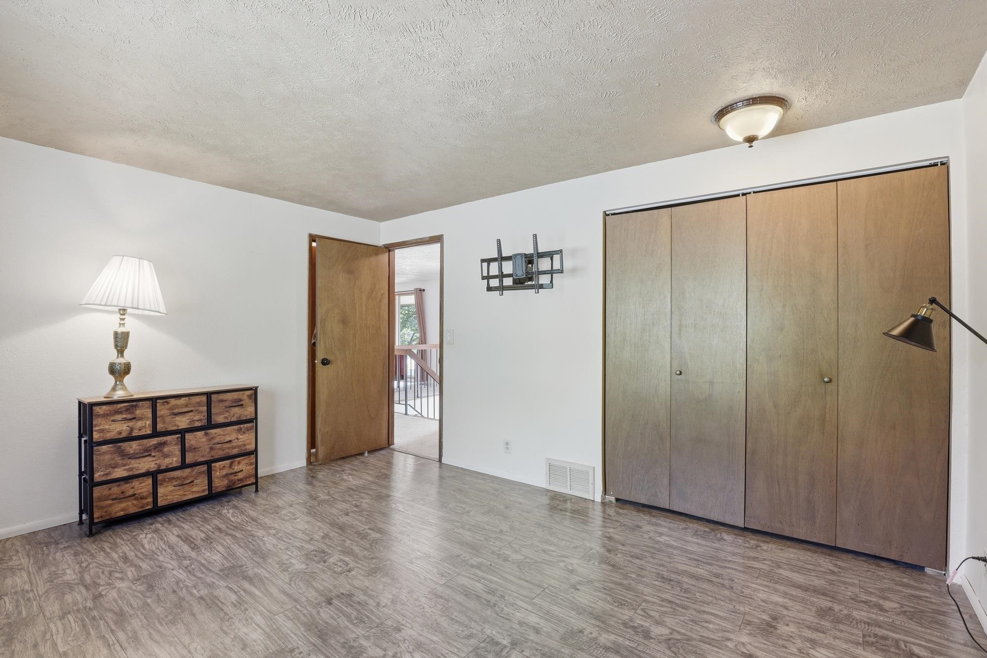 10921 E 31st Ave - Photo 11