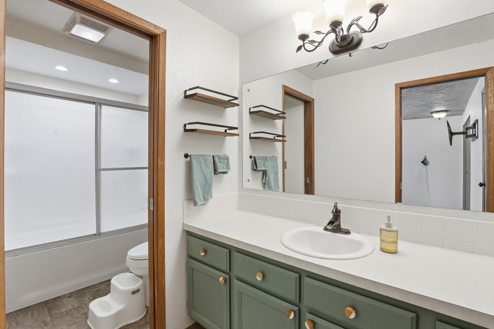 10921 E 31st Ave - Photo 13