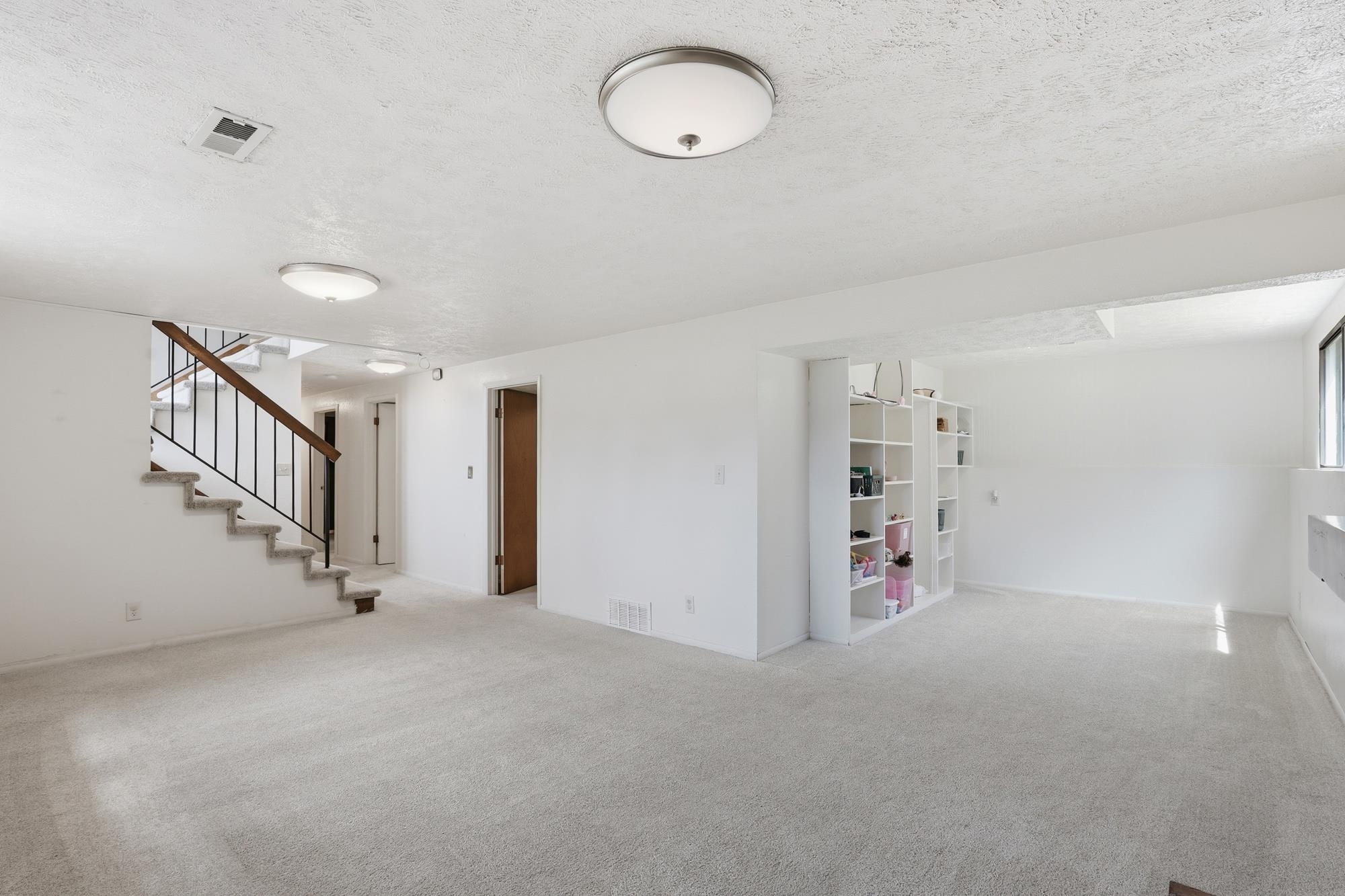 10921 E 31st Ave - Photo 17