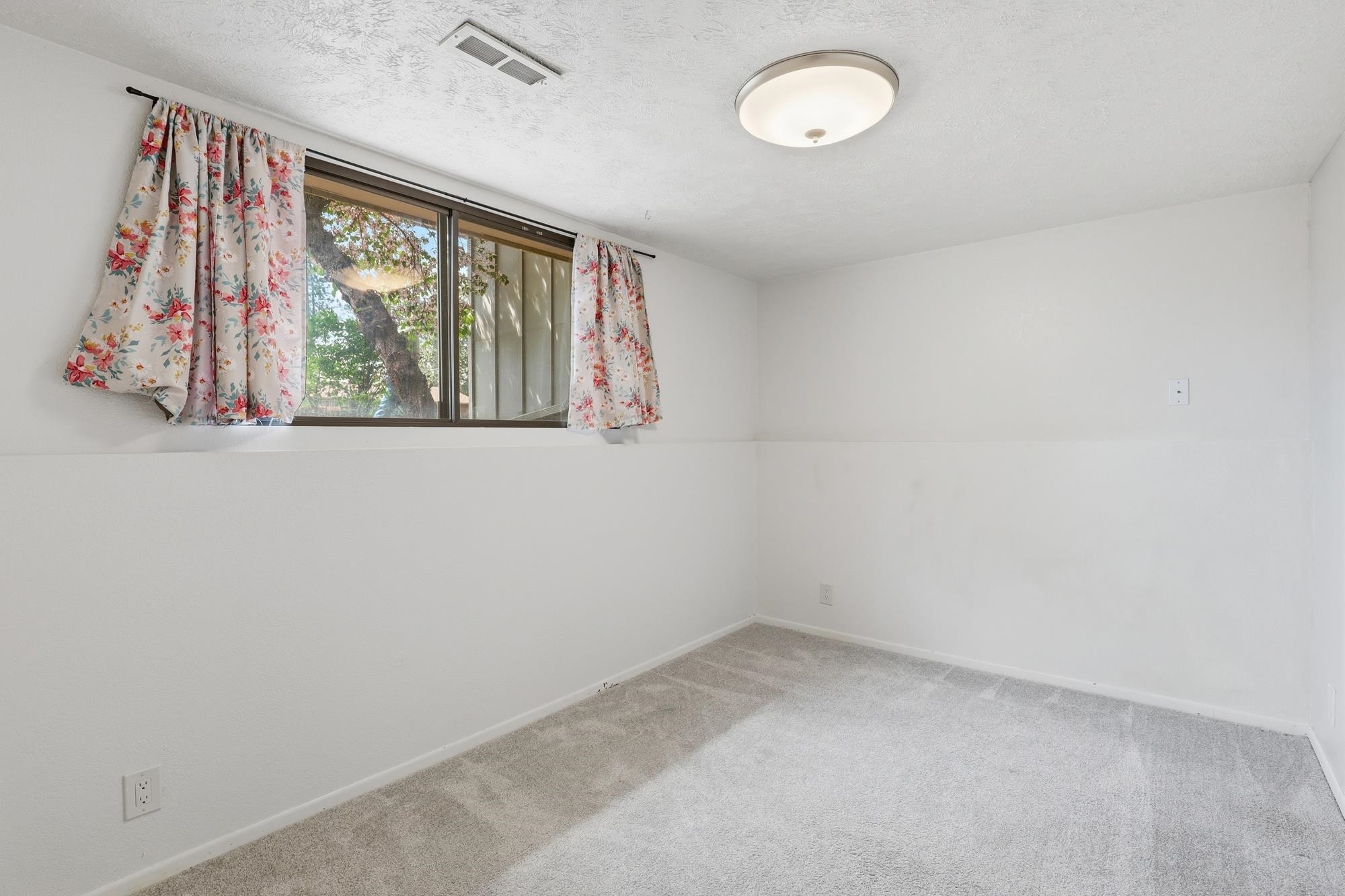 10921 E 31st Ave - Photo 23