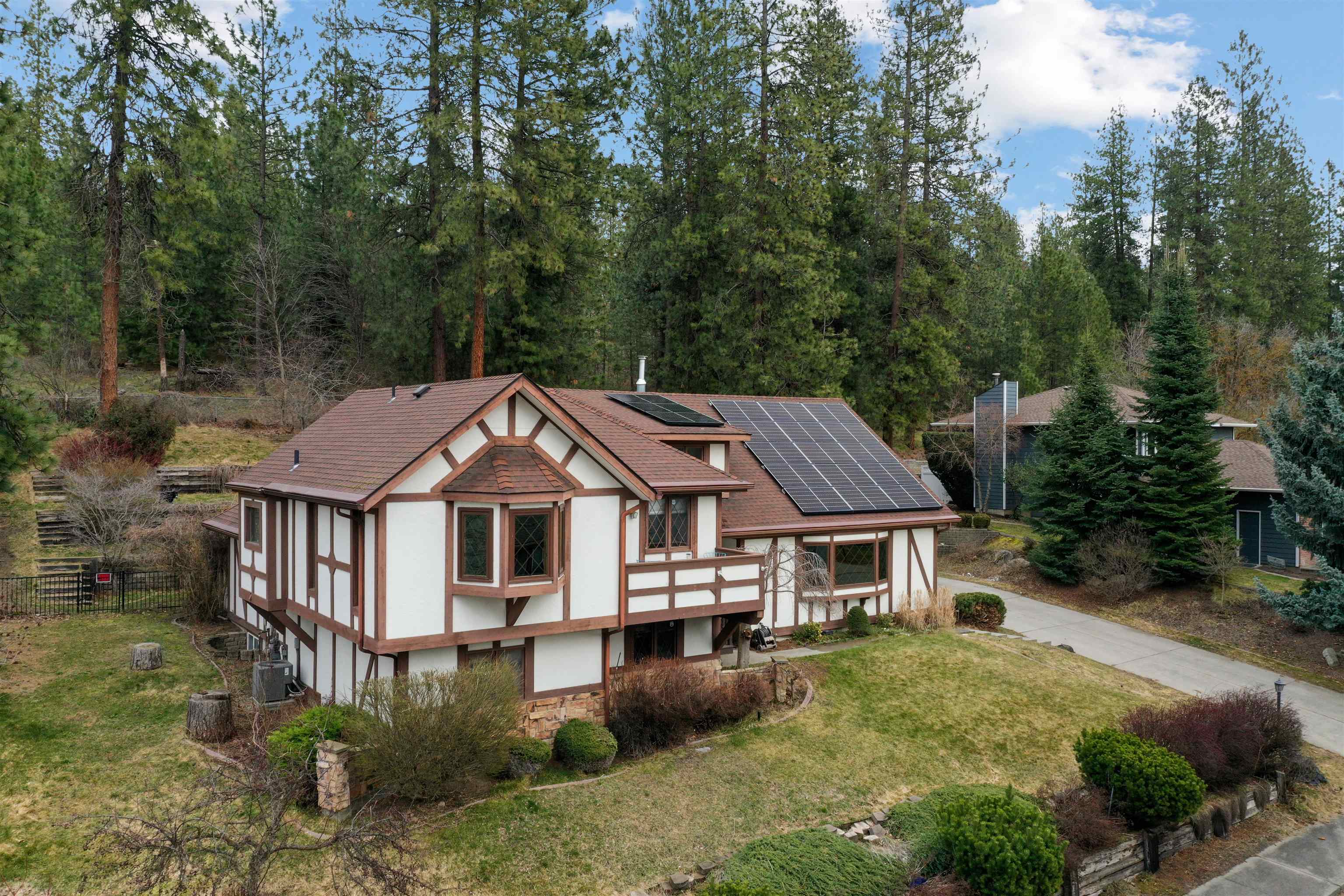 10048 N Seminole Dr - Photo 3