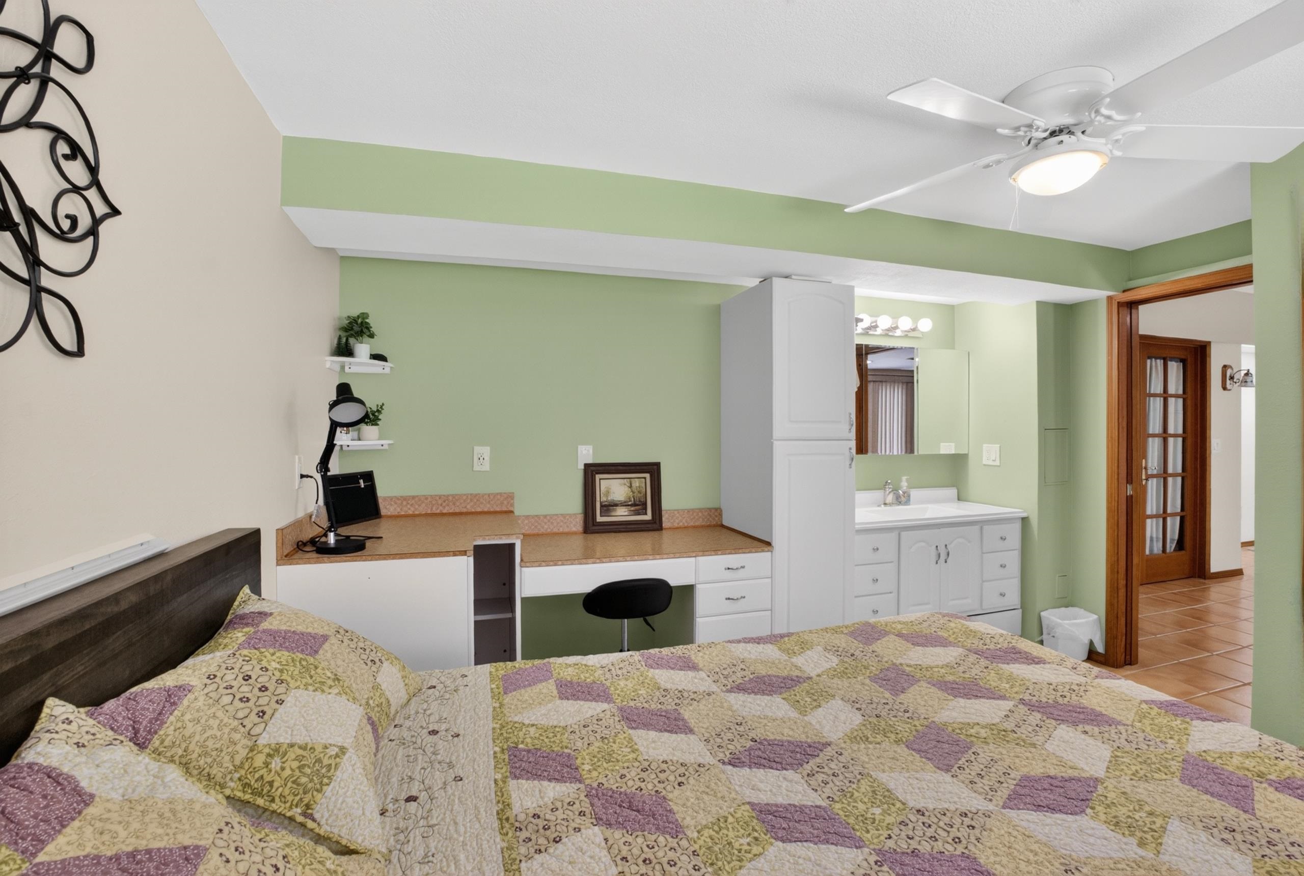 19202 E Elliot Rd - Photo 36