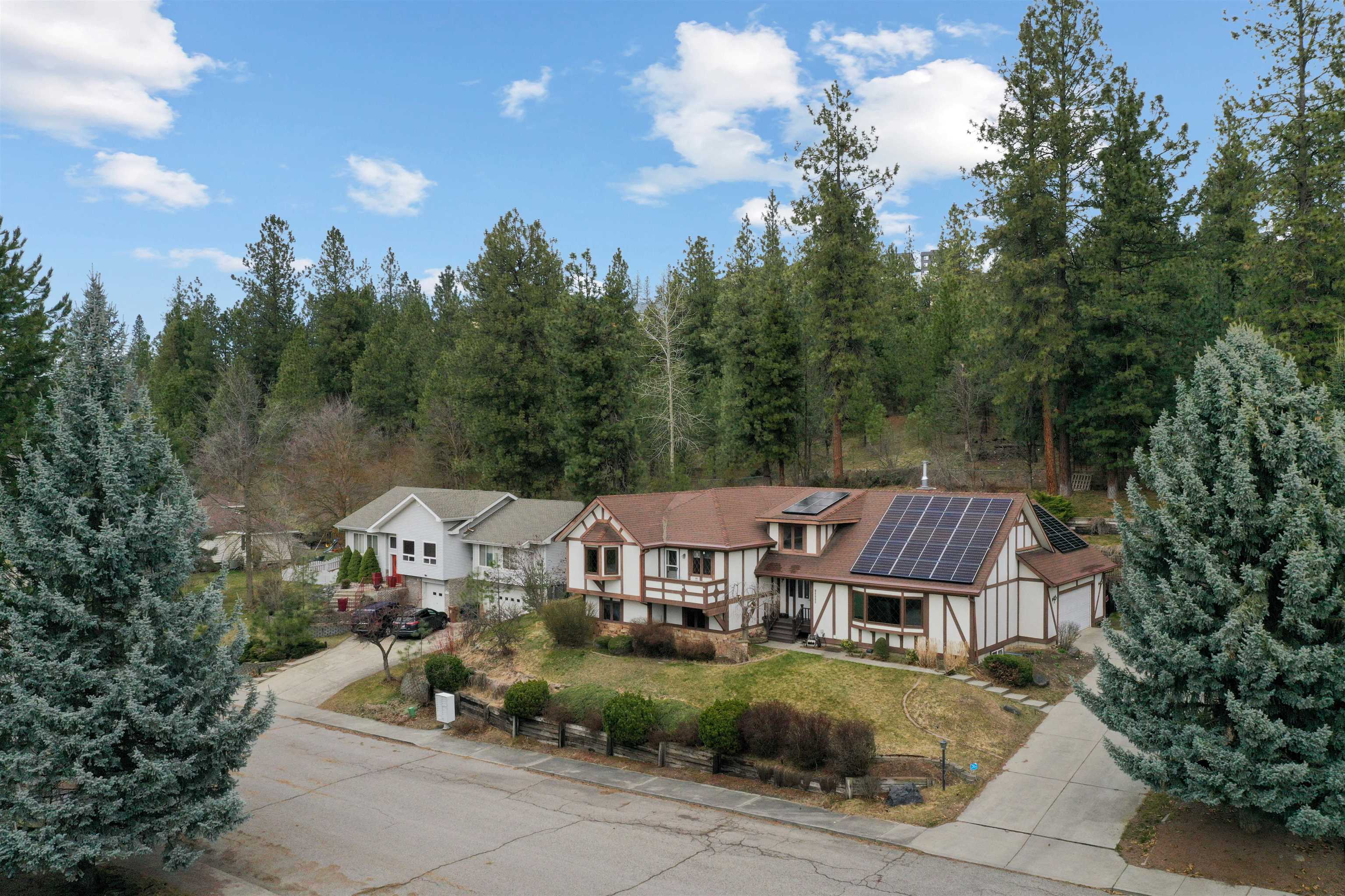 10048 N Seminole Dr - Photo 1