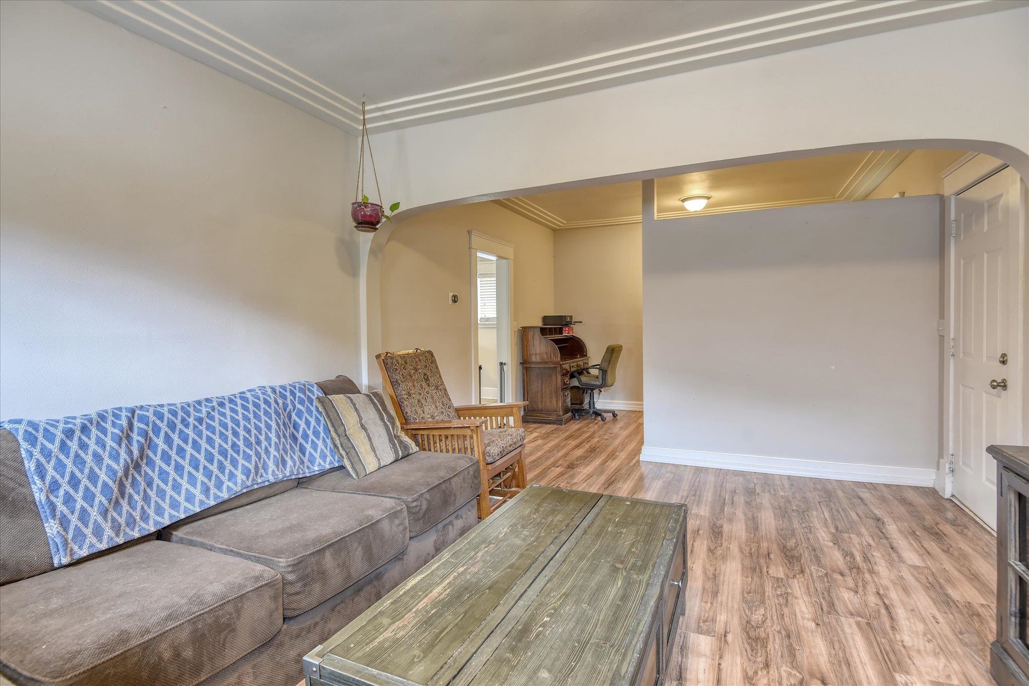 718 E Empire Ave - Photo 6