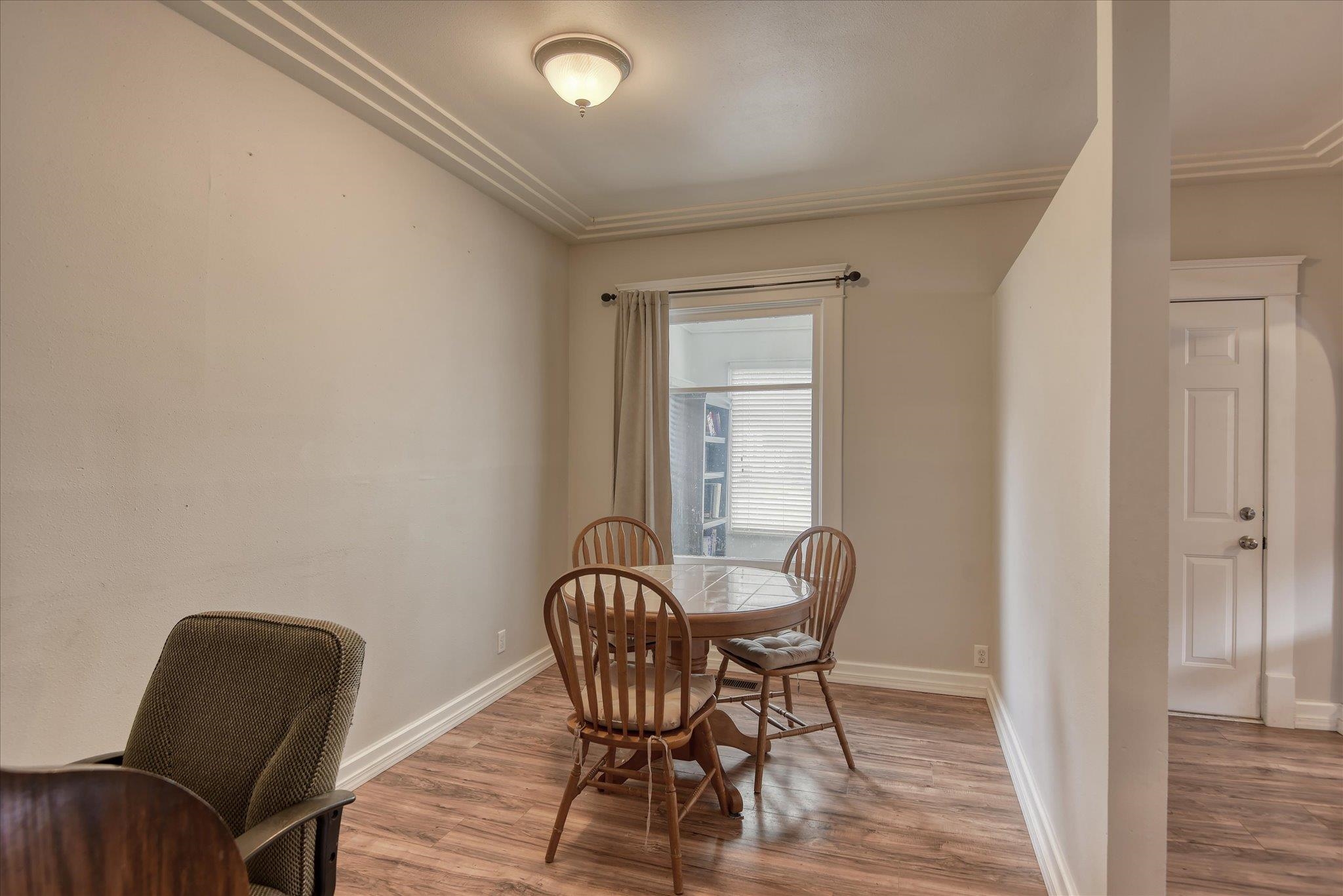 718 E Empire Ave - Photo 7