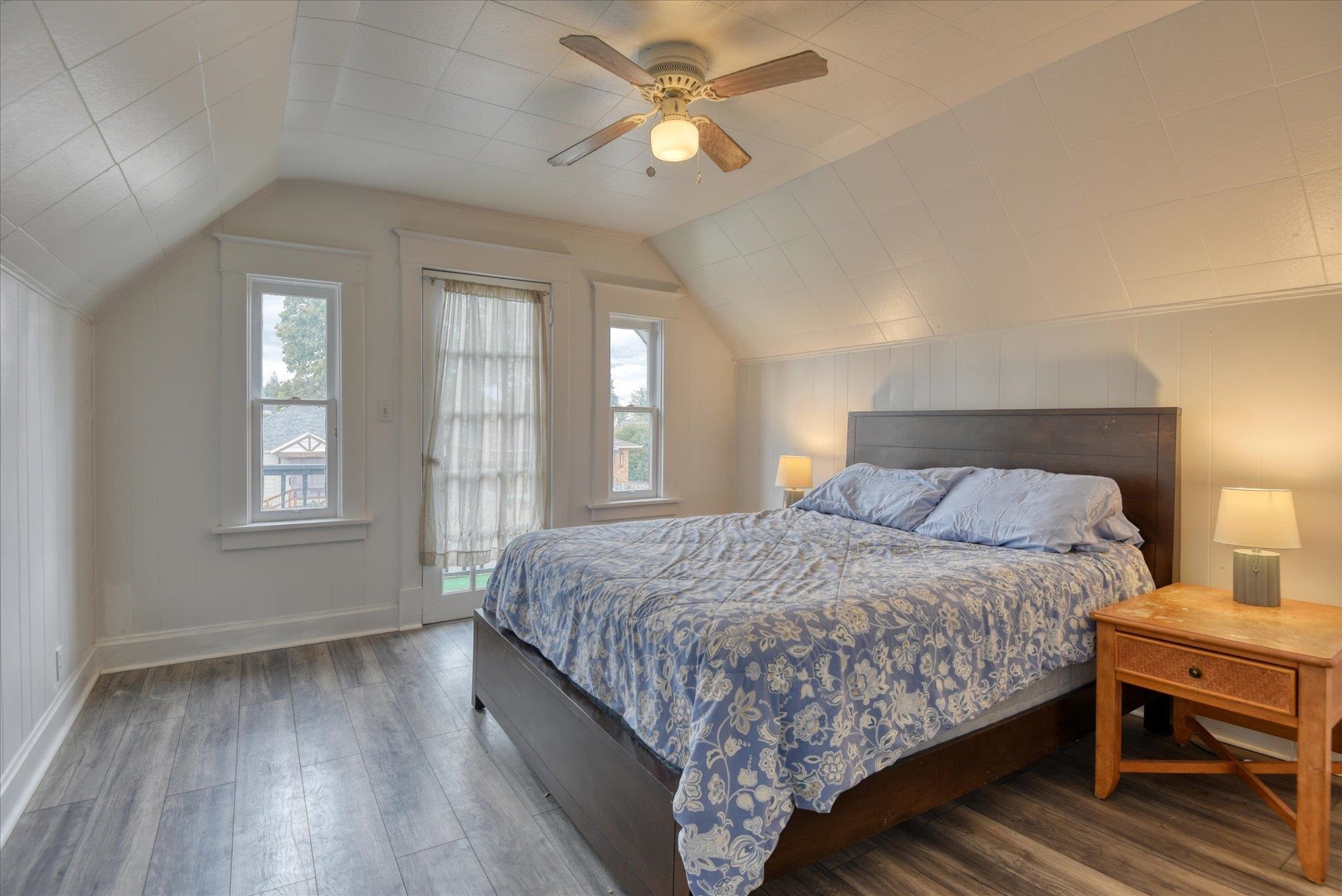 718 E Empire Ave - Photo 17