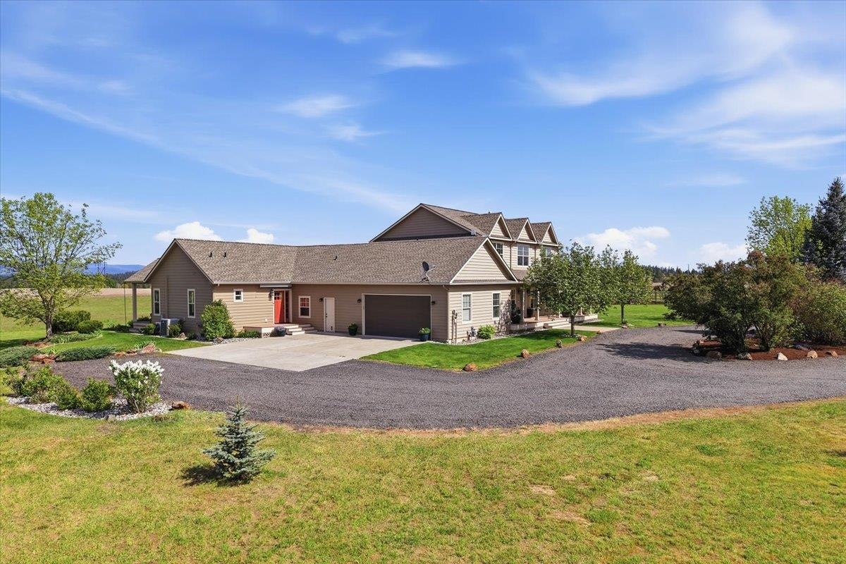 24104 N Carey Ln - Photo 3