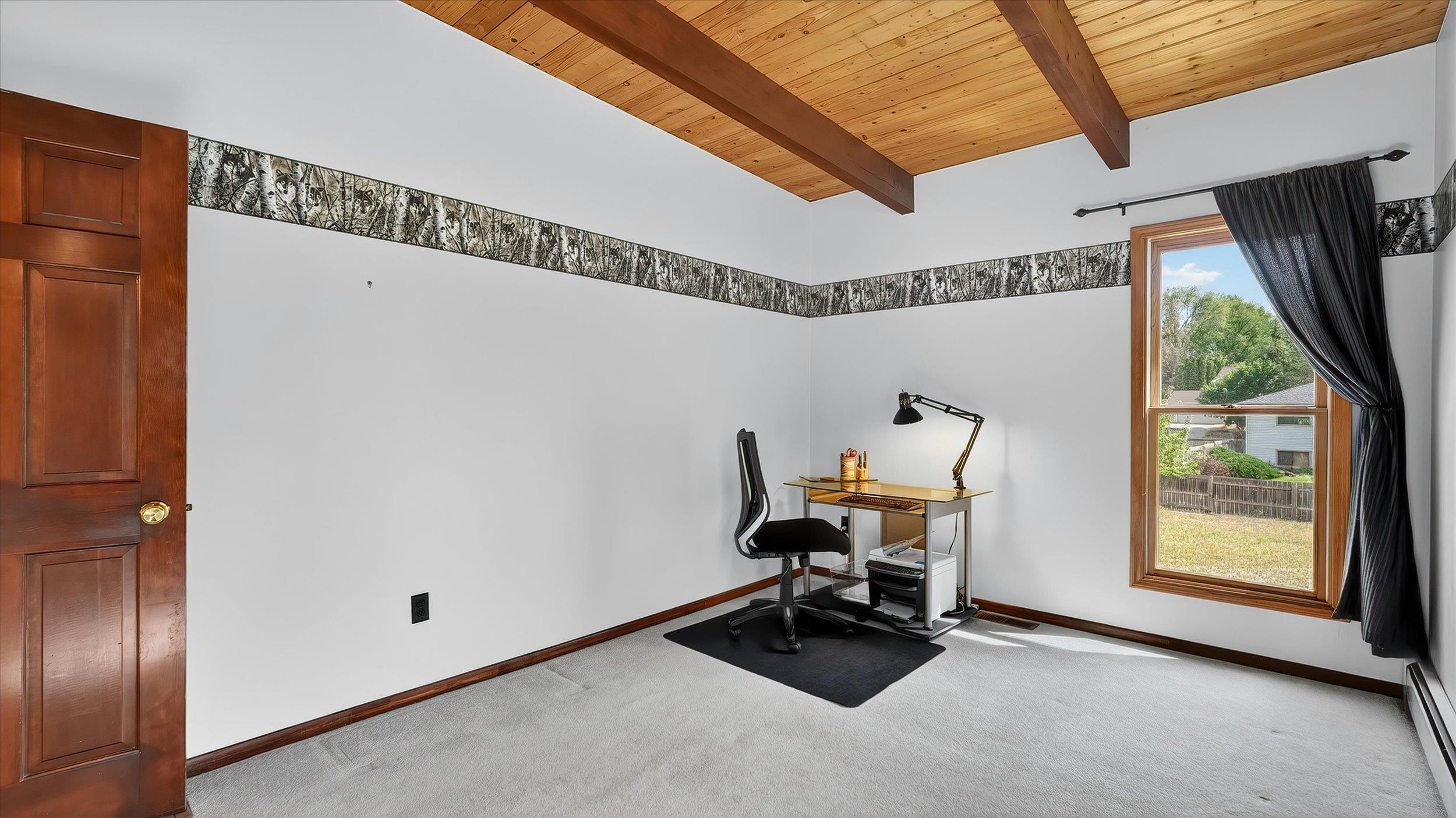 3116 E Center Rd - Photo 32