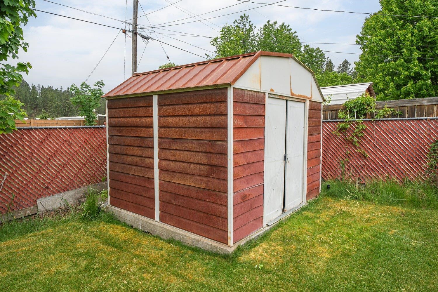 6510 E 10th Ave - Photo 39