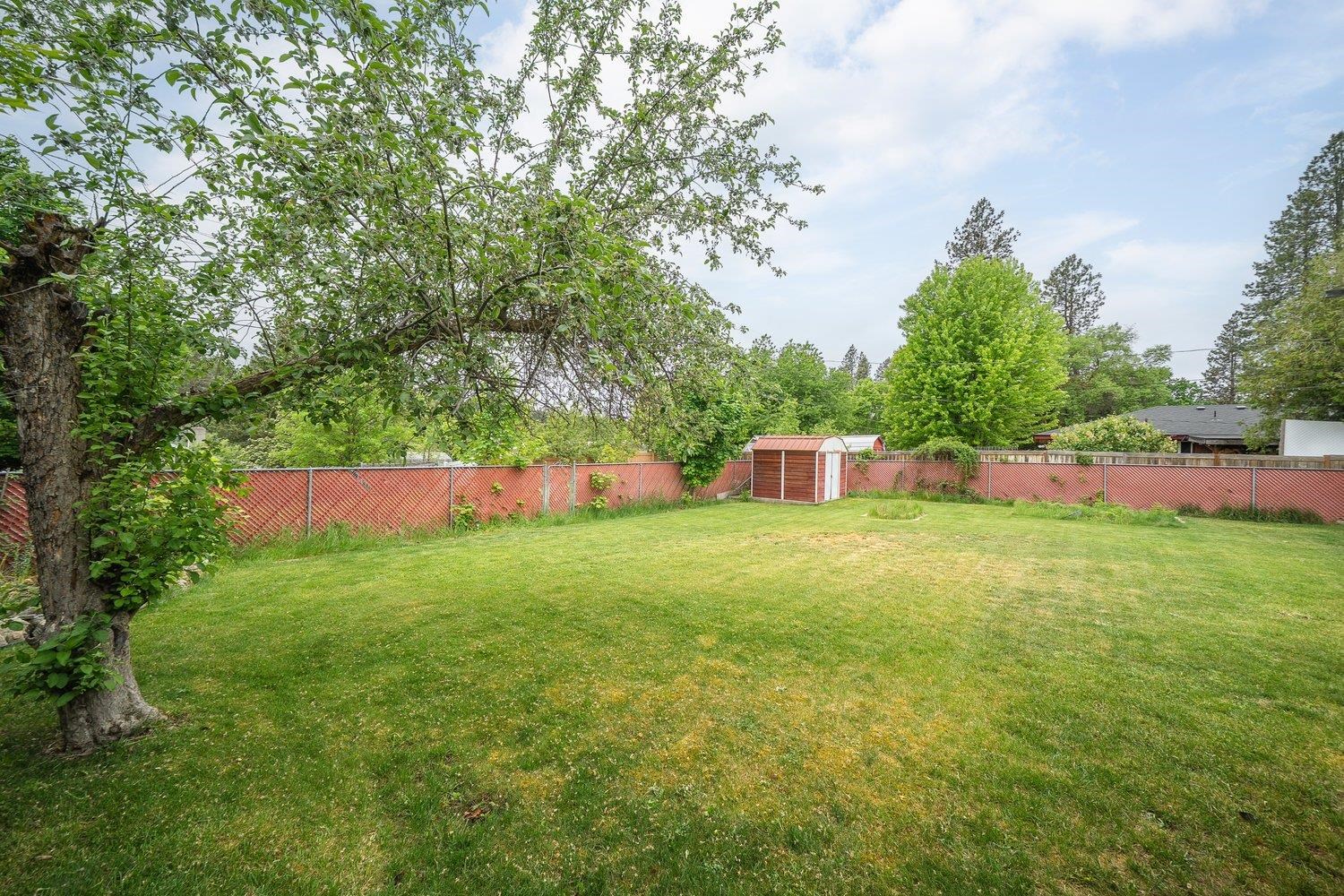 6510 E 10th Ave - Photo 44