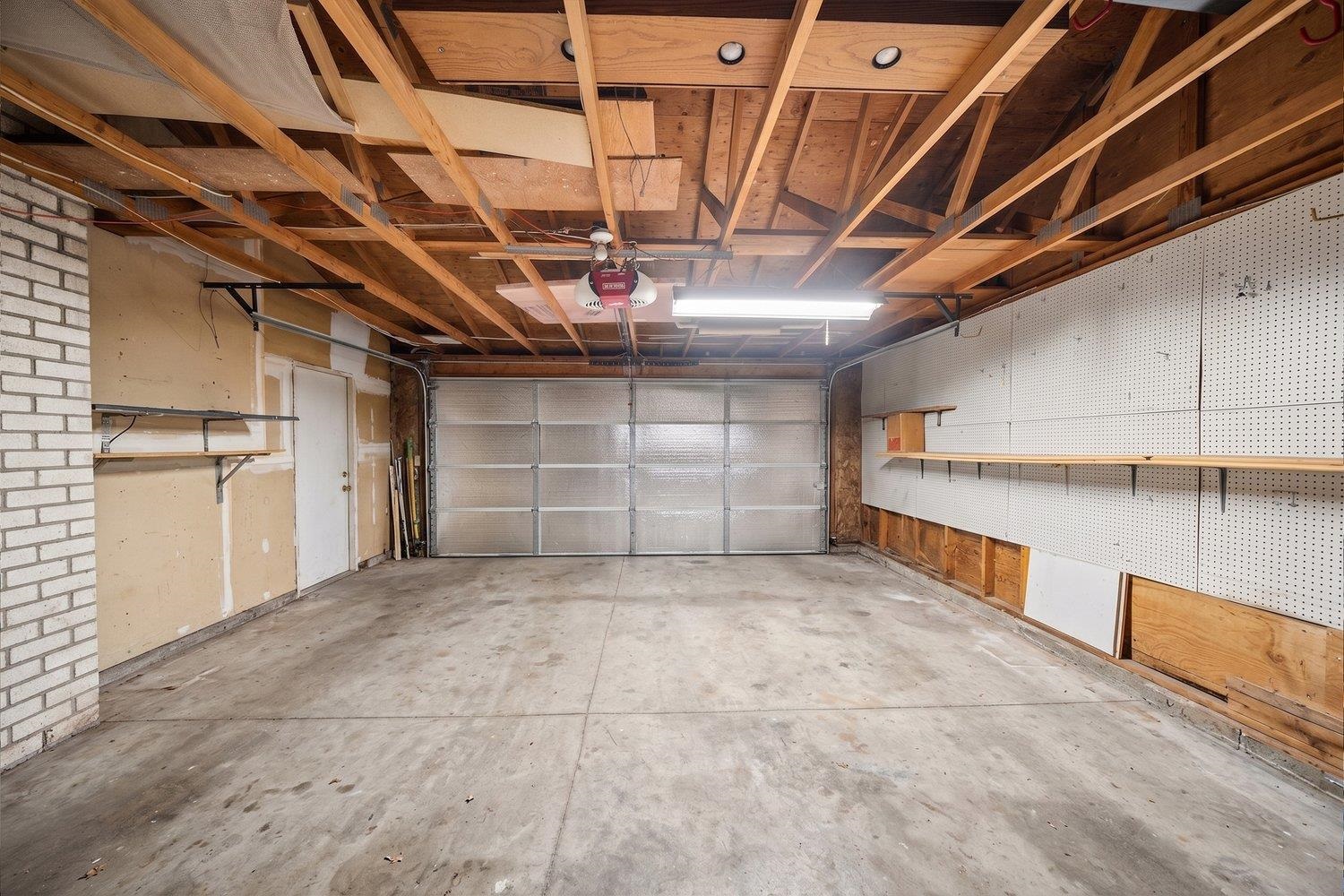 6510 E 10th Ave - Photo 38