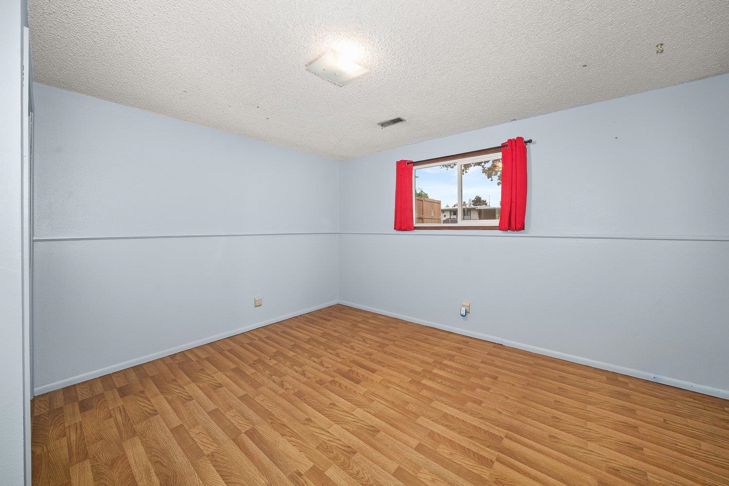 6510 E 10th Ave - Photo 32