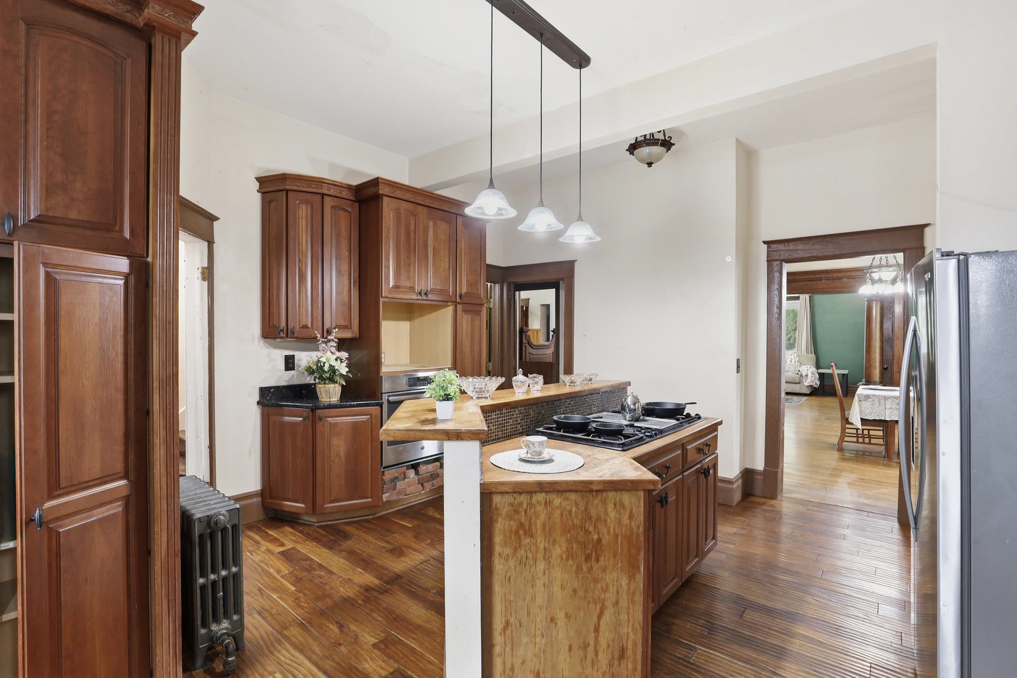 141 S Howard St - Photo 17