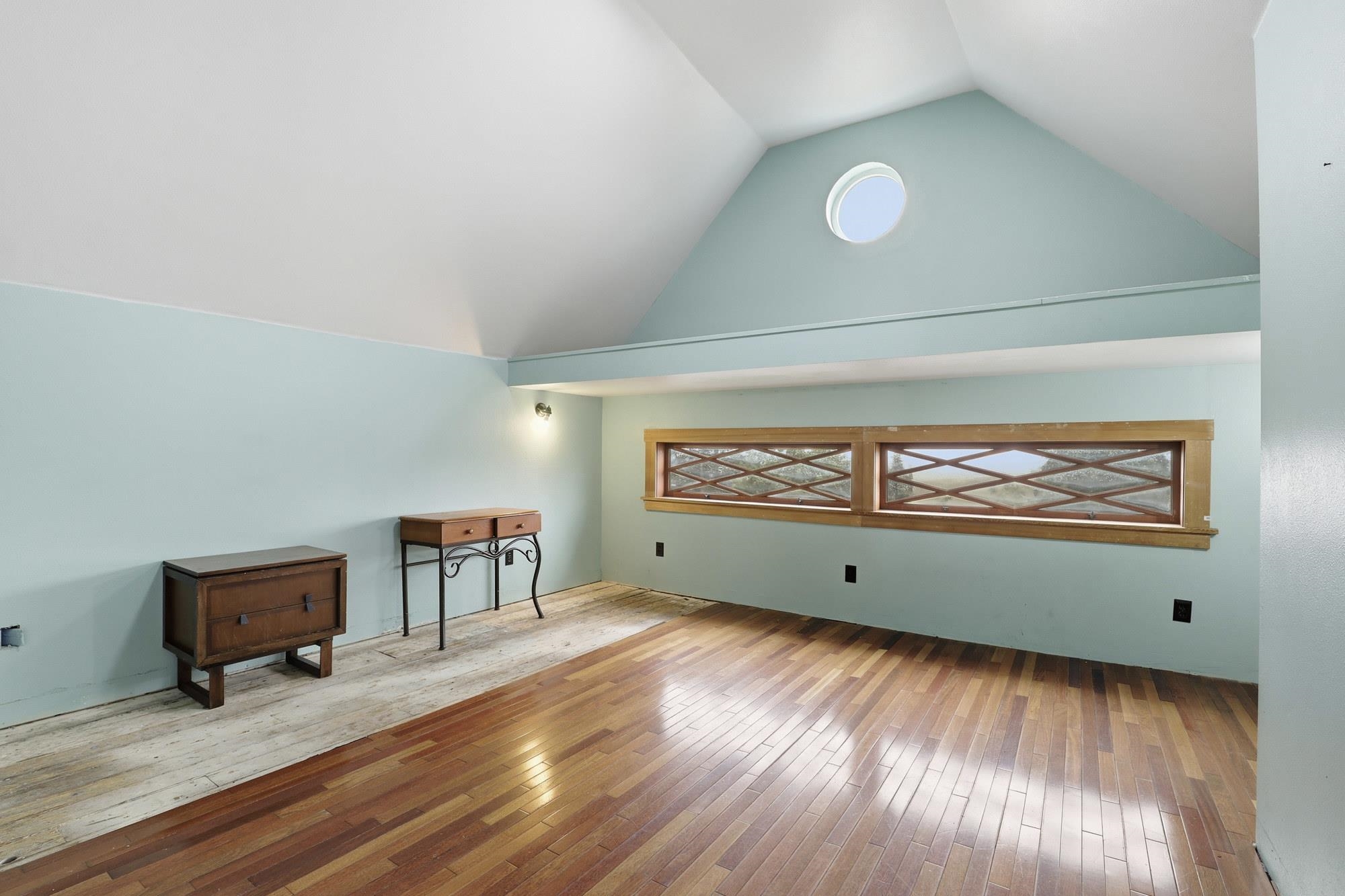 141 S Howard St - Photo 31