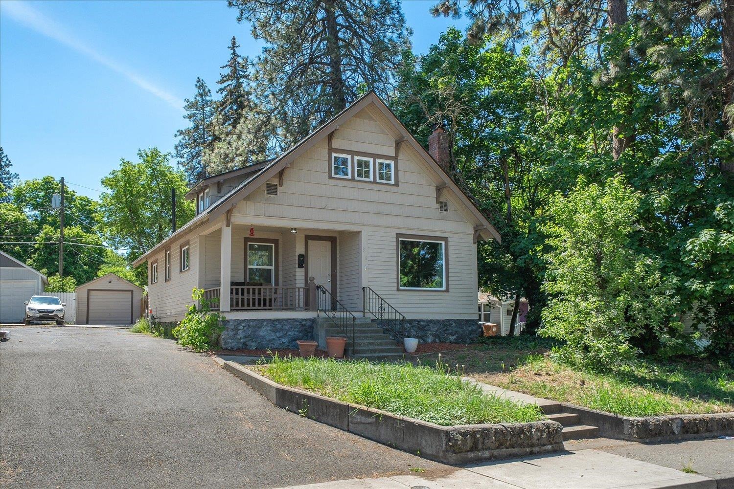 318 E 29th Ave - Photo 39