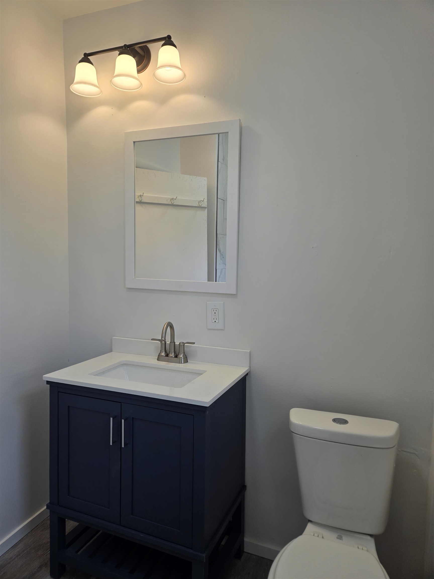 811 E 38TH Ave - Photo 6