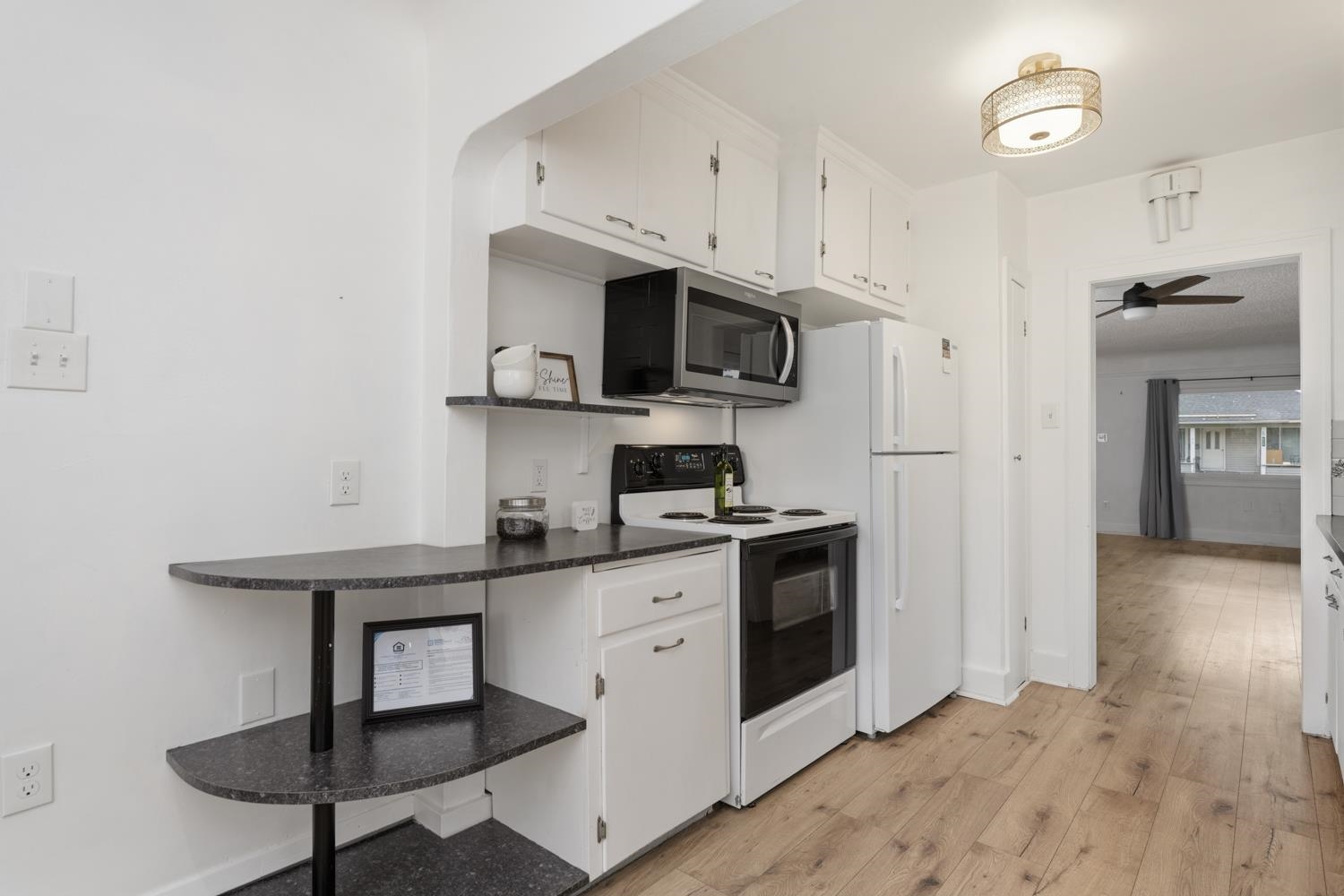 414 E Glass Ave - Photo 9