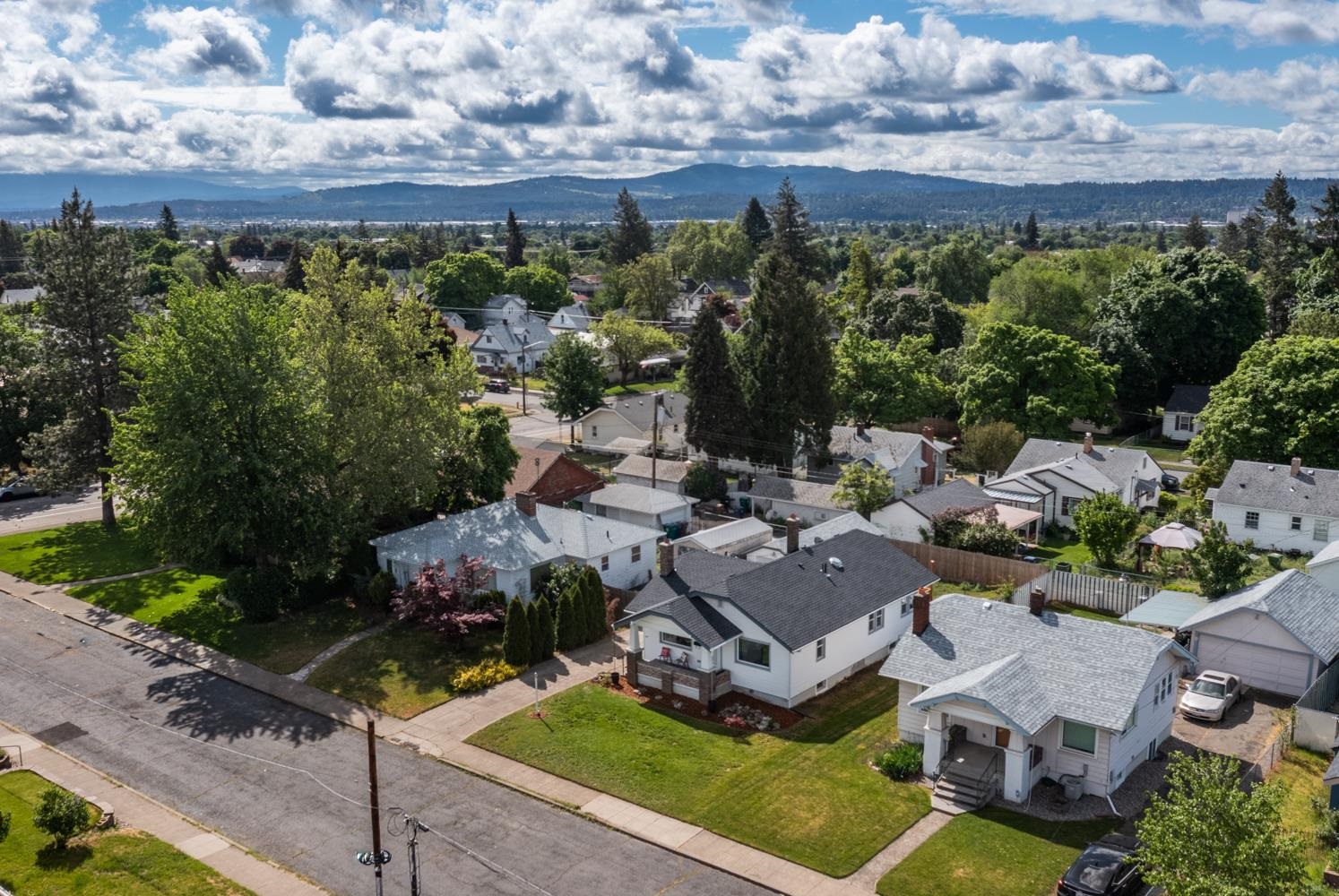 414 E Glass Ave - Photo 31