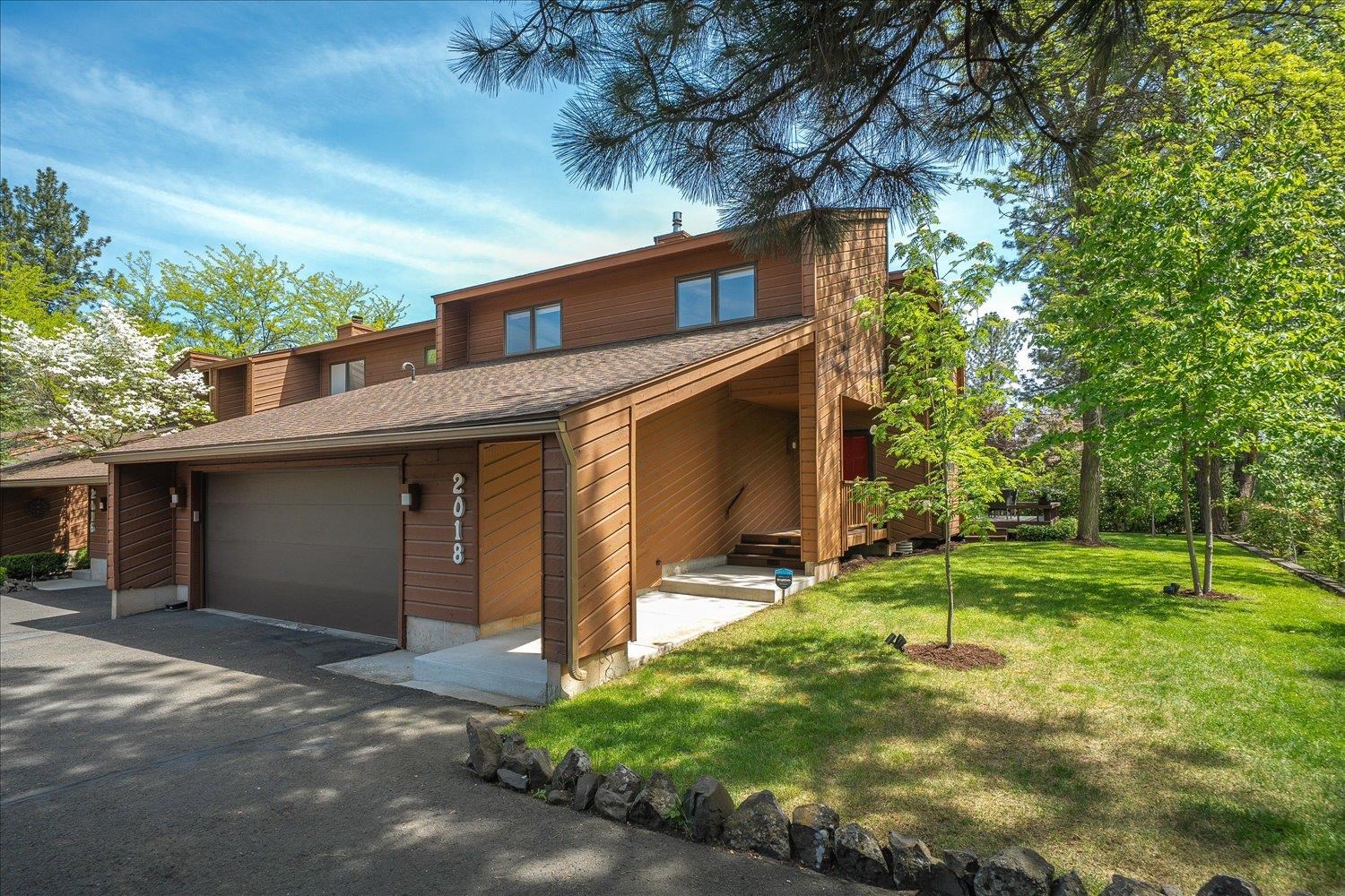 2018 E 30th Ave - Photo 2