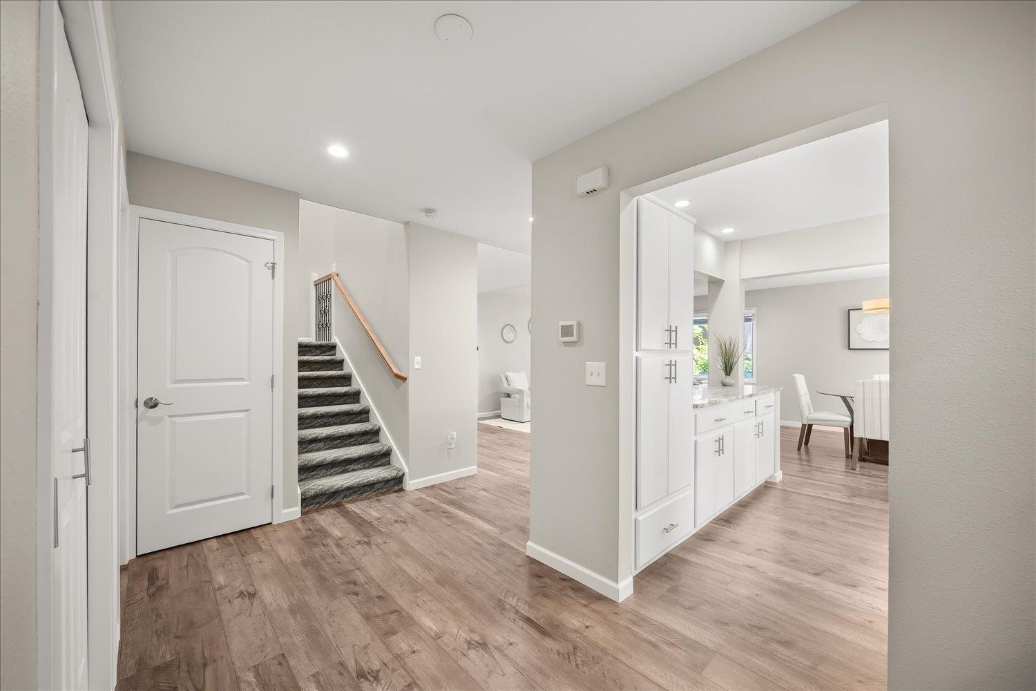 2018 E 30th Ave - Photo 3