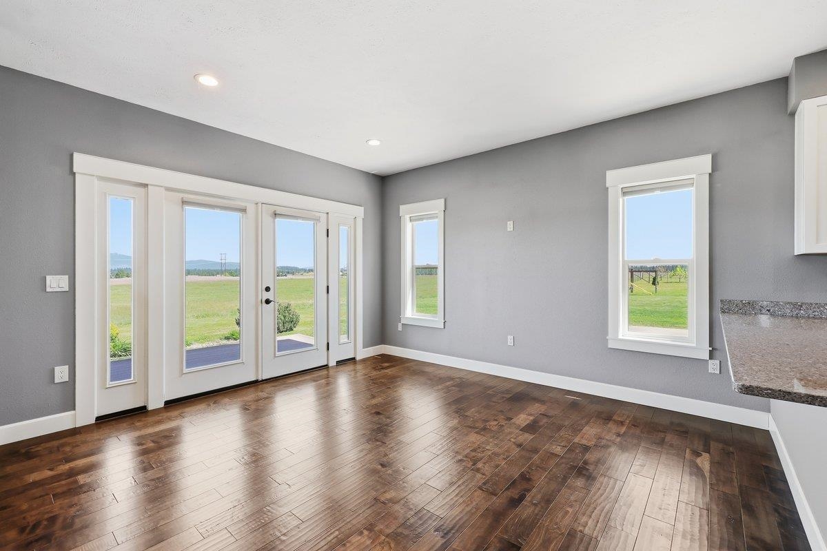 24104 N Carey Ln - Photo 16