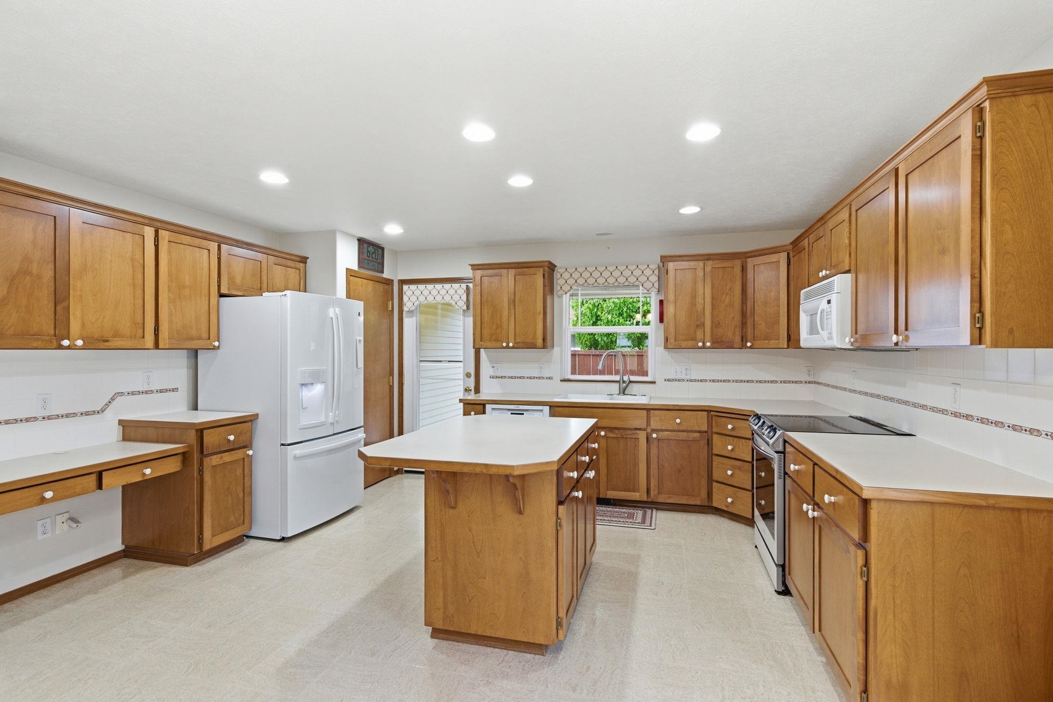 1422 S Mamer Ln - Photo 10