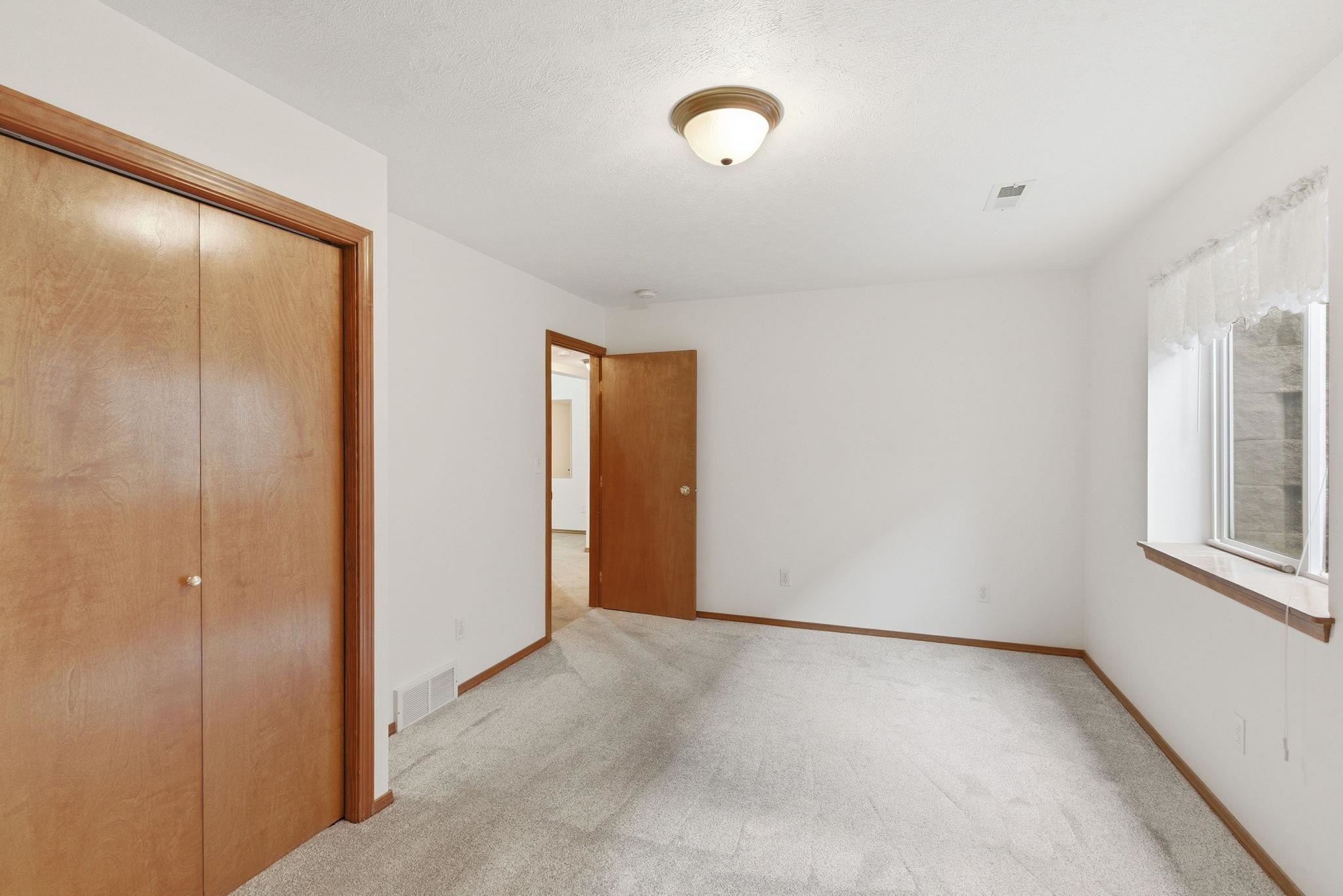1422 S Mamer Ln - Photo 29