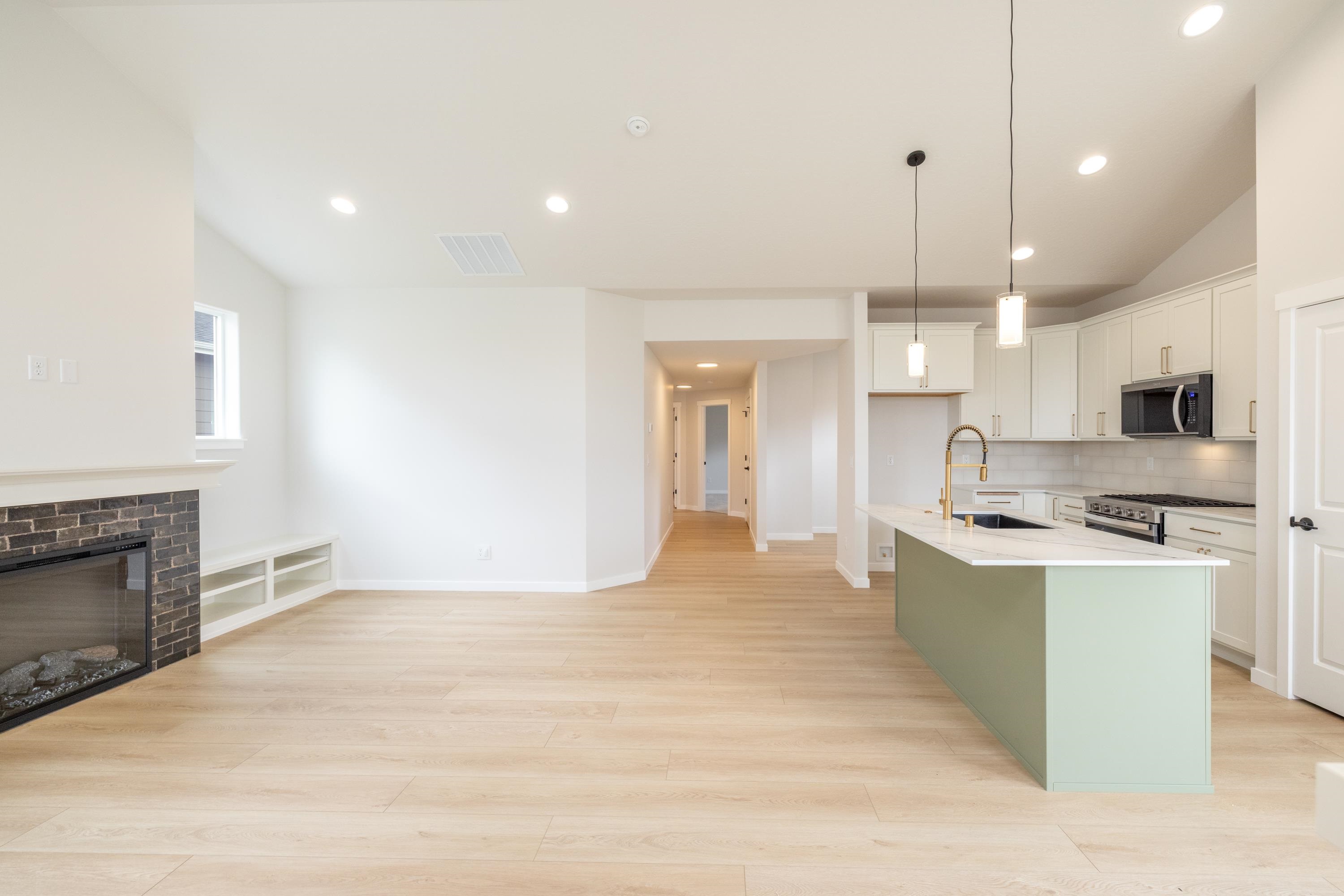 12215 N Dupont Dr - Photo 4