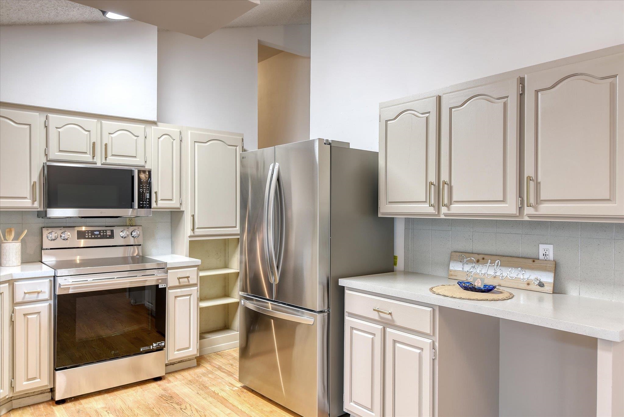 2317 S April Ct - Photo 12