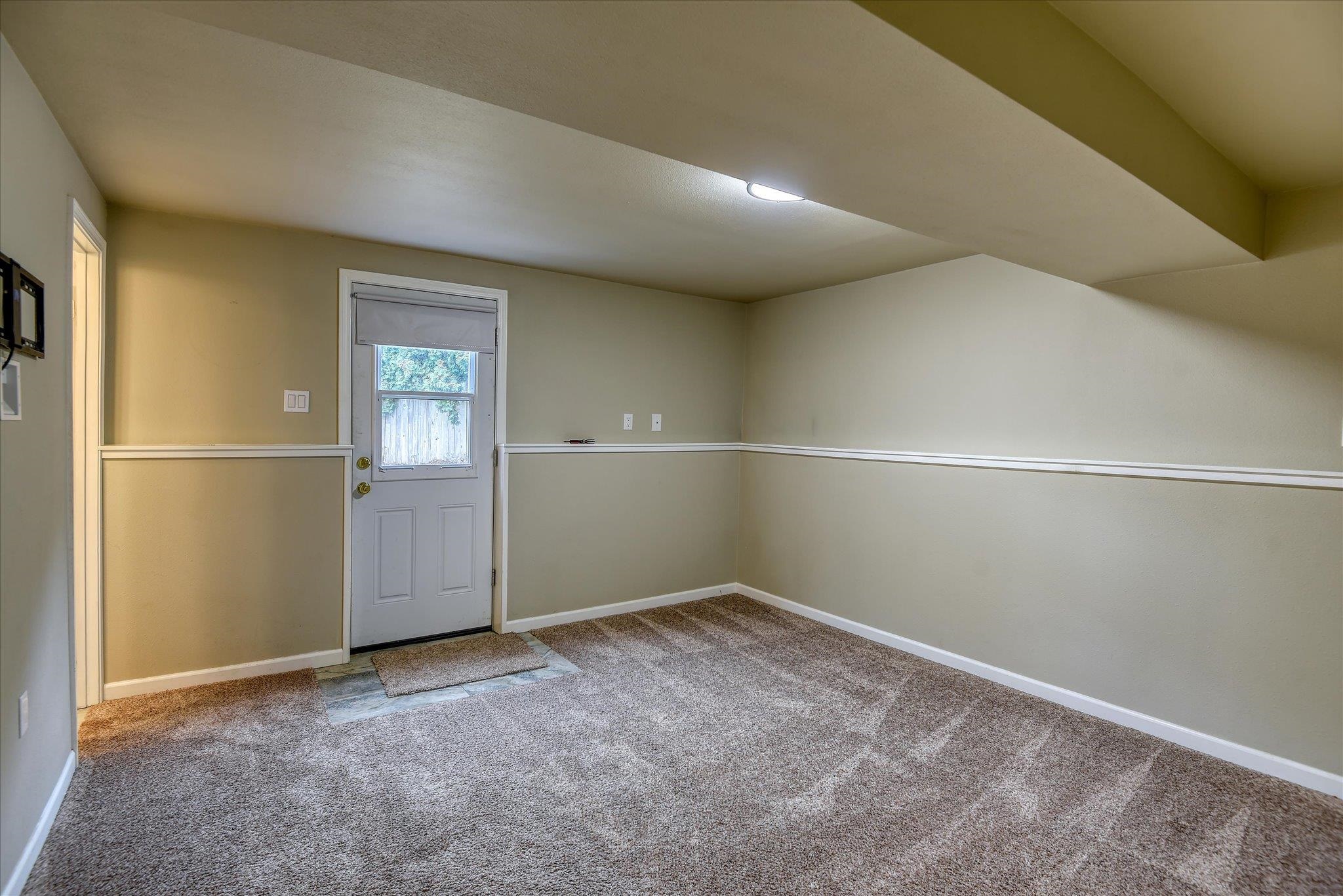 2317 S April Ct - Photo 28
