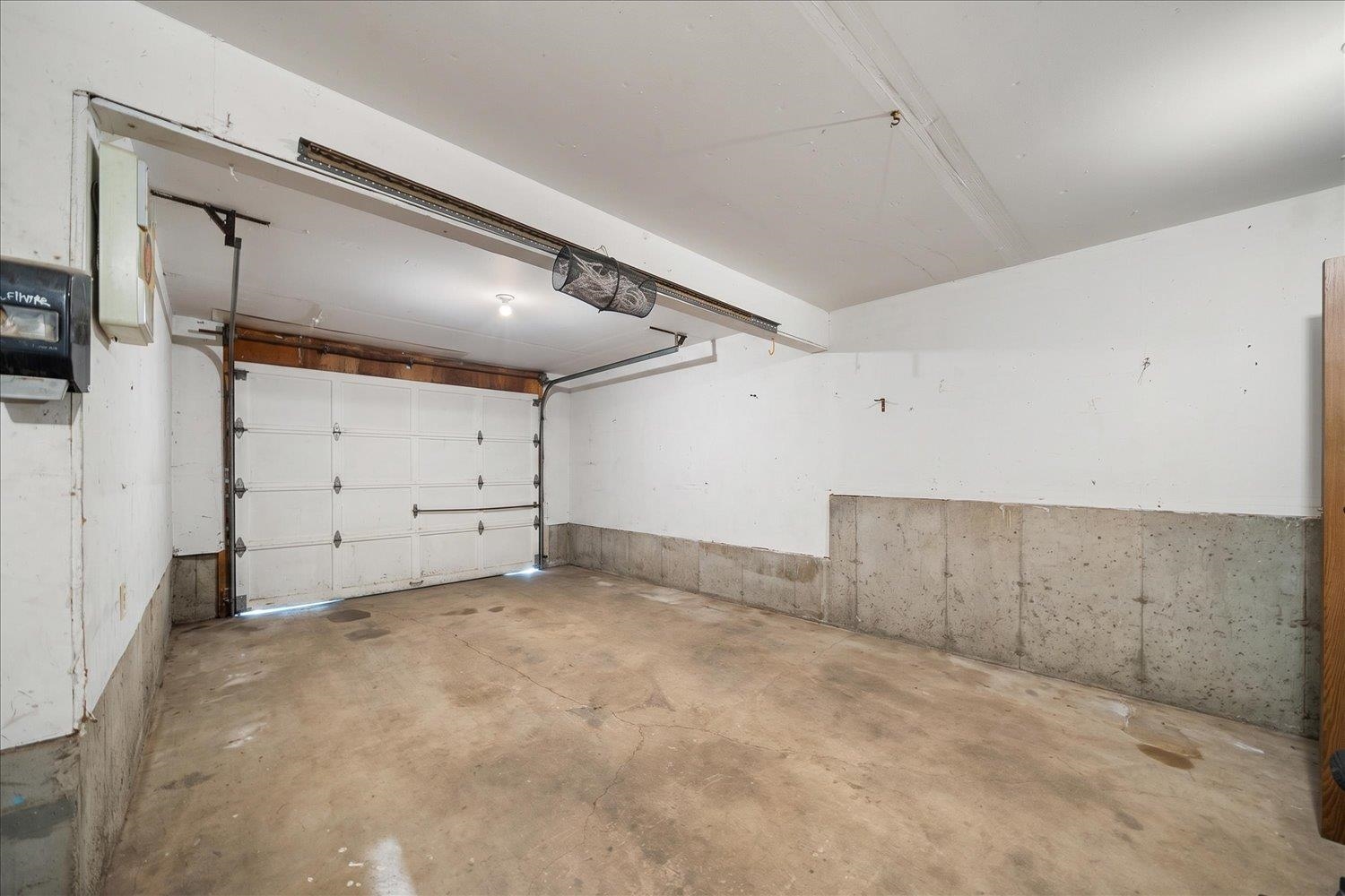 1514 E 4th St - Photo 27