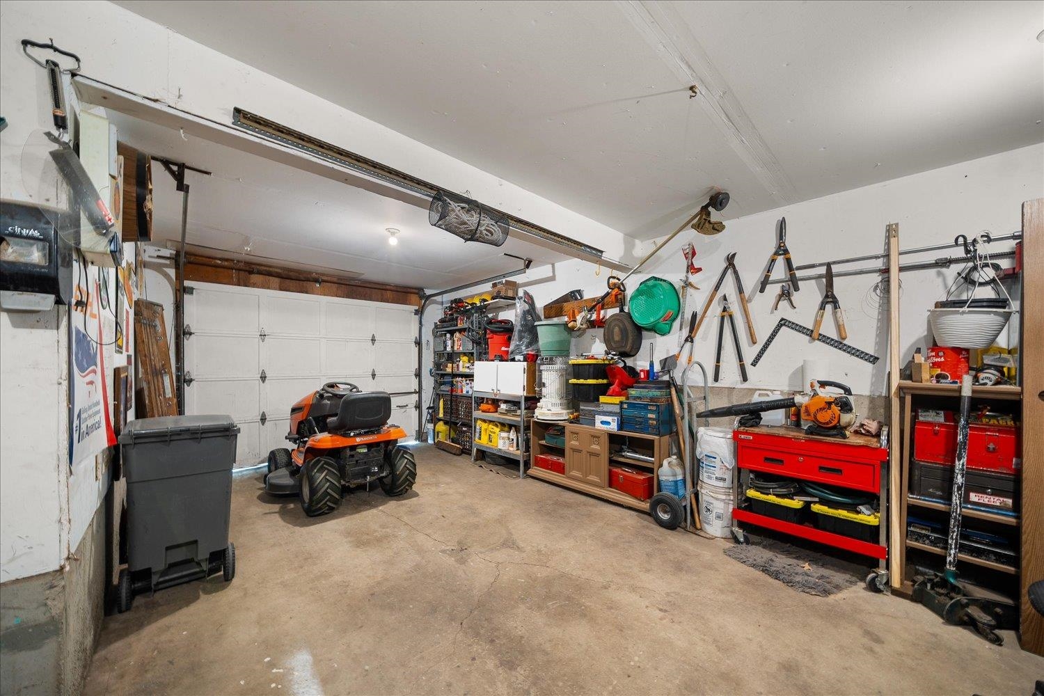 1514 E 4th St - Photo 28
