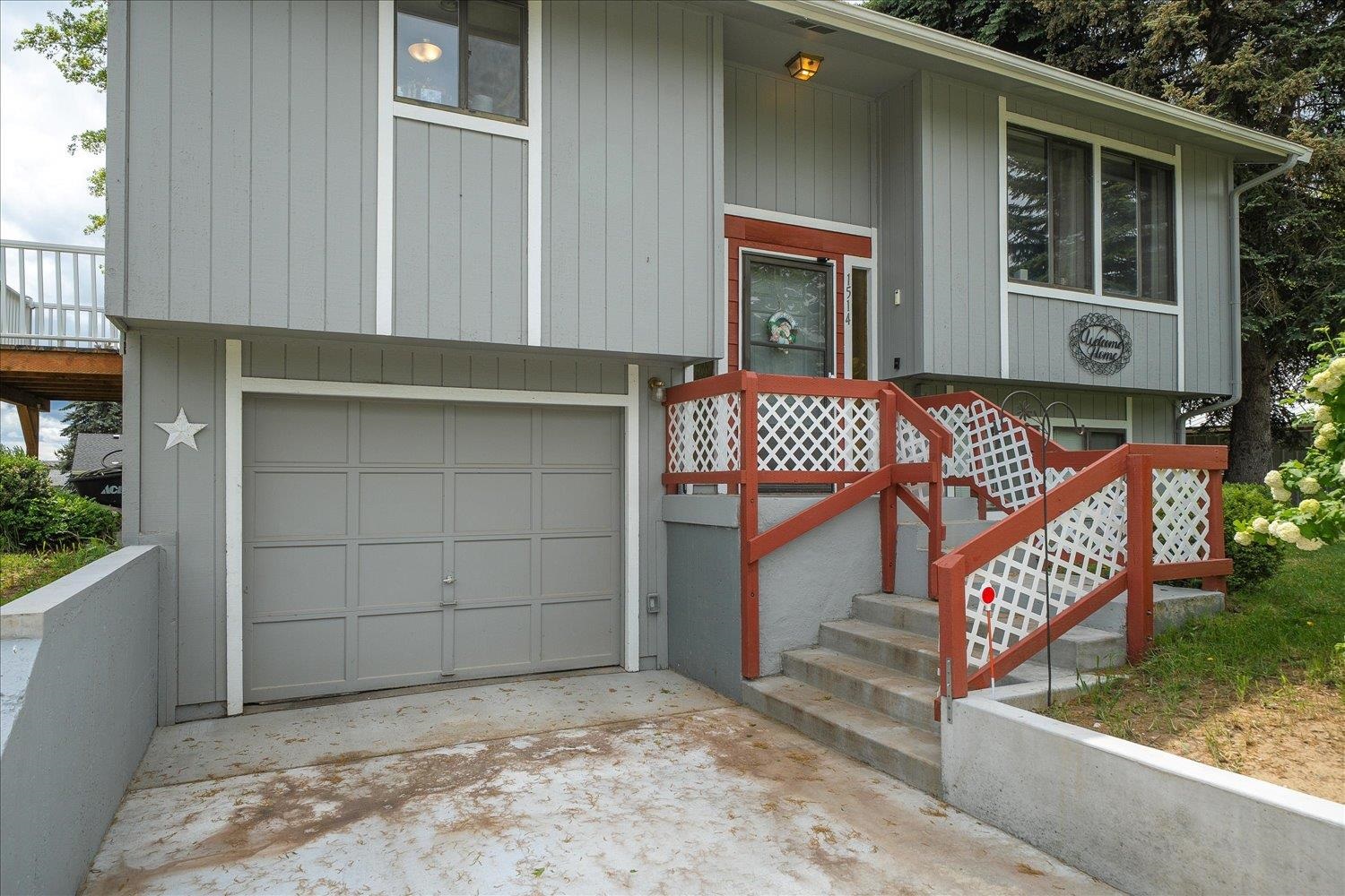 1514 E 4th St - Photo 31