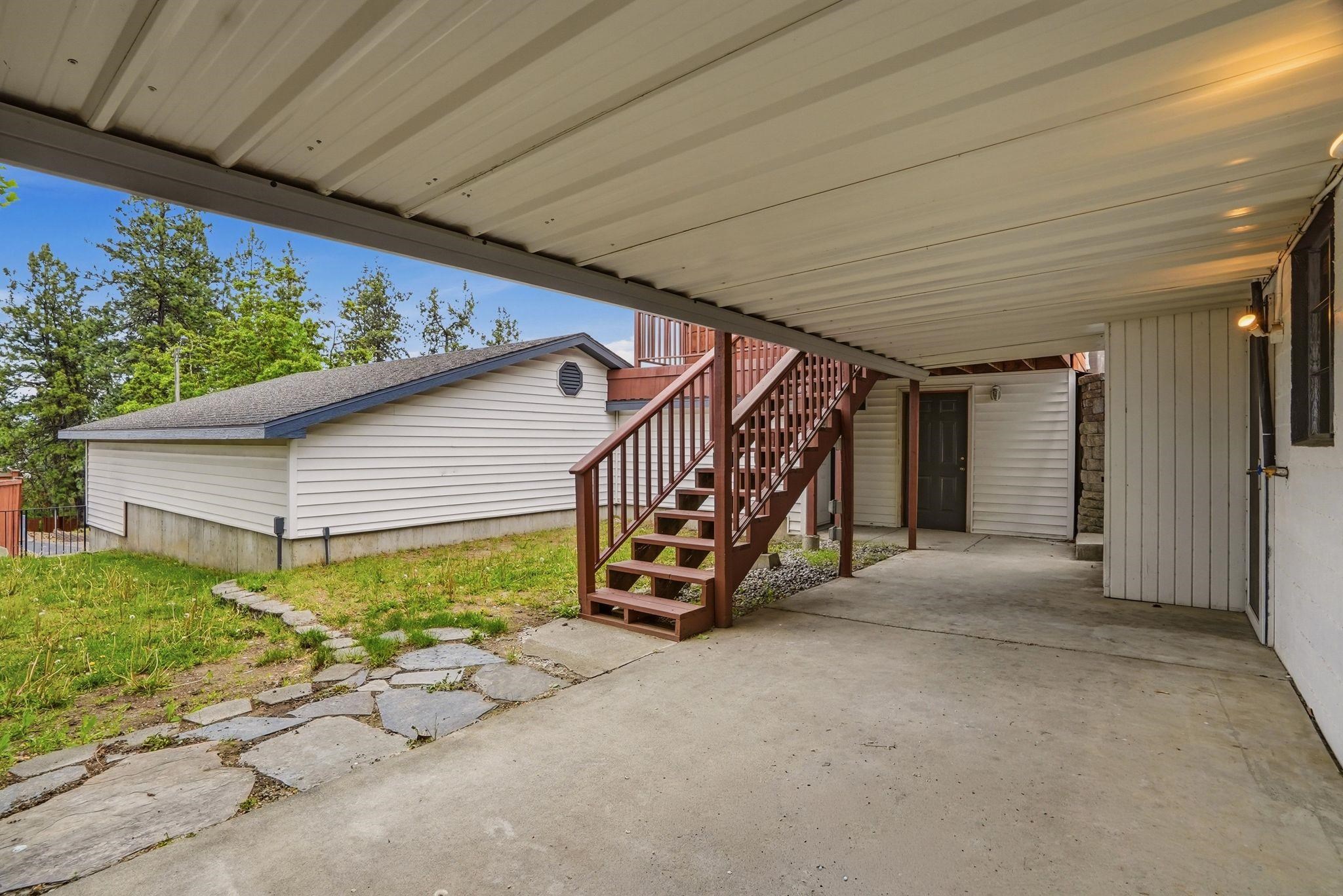 3703 E 18th Ave - Photo 20